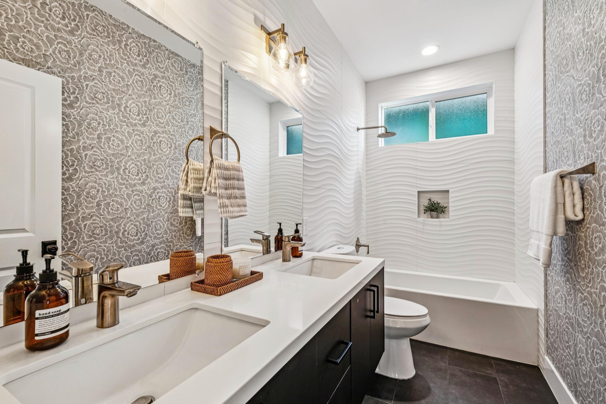 Detail Gallery Image 28 of 44 For 5169 Trask St, Oakland,  CA 94601 - 3 Beds | 2 Baths