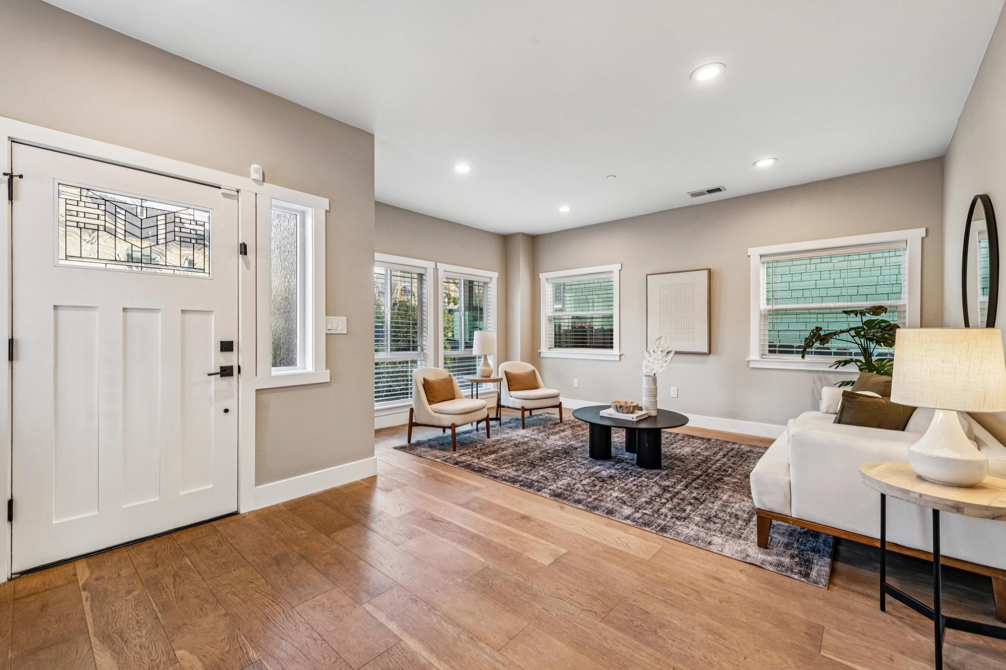 Detail Gallery Image 6 of 44 For 5169 Trask St, Oakland,  CA 94601 - 3 Beds | 2 Baths