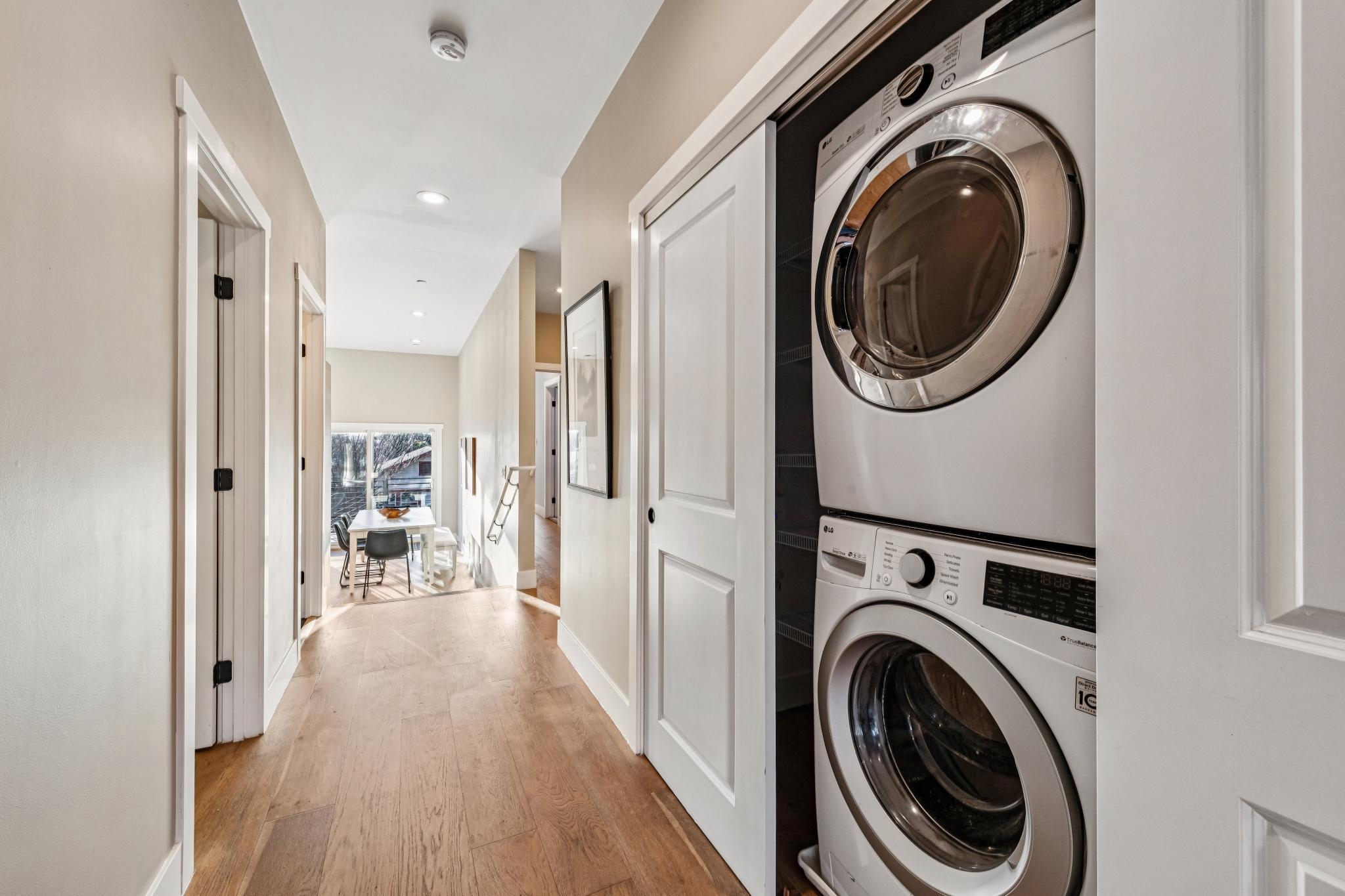 Detail Gallery Image 10 of 44 For 5169 Trask St, Oakland,  CA 94601 - 3 Beds | 2 Baths