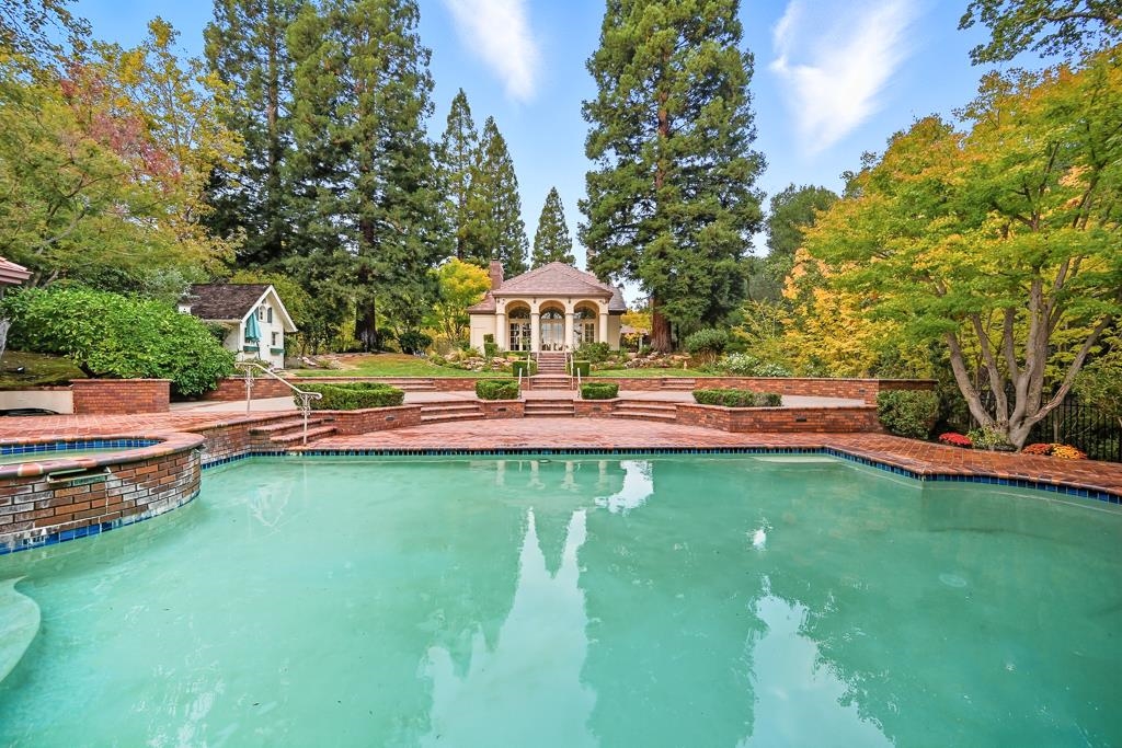 Detail Gallery Image 23 of 60 For 41&81 Willow Creek Ln, Danville,  CA 94506 - 6 Beds | 6/2 Baths