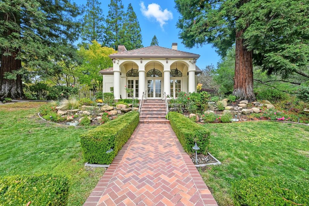 Detail Gallery Image 4 of 60 For 41&81 Willow Creek Ln, Danville,  CA 94506 - 6 Beds | 6/2 Baths