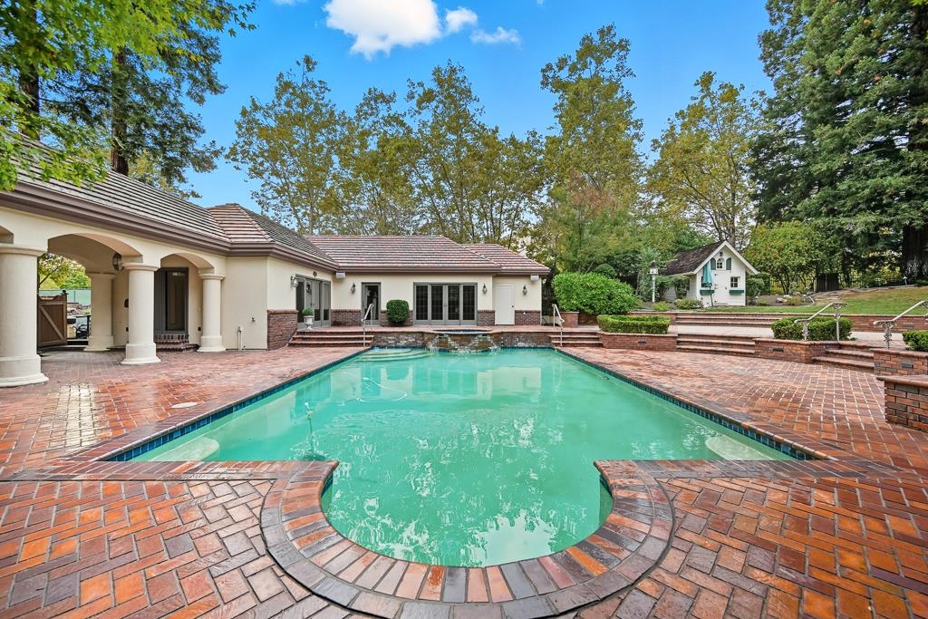 Detail Gallery Image 53 of 60 For 41&81 Willow Creek Ln, Danville,  CA 94506 - 6 Beds | 6/2 Baths