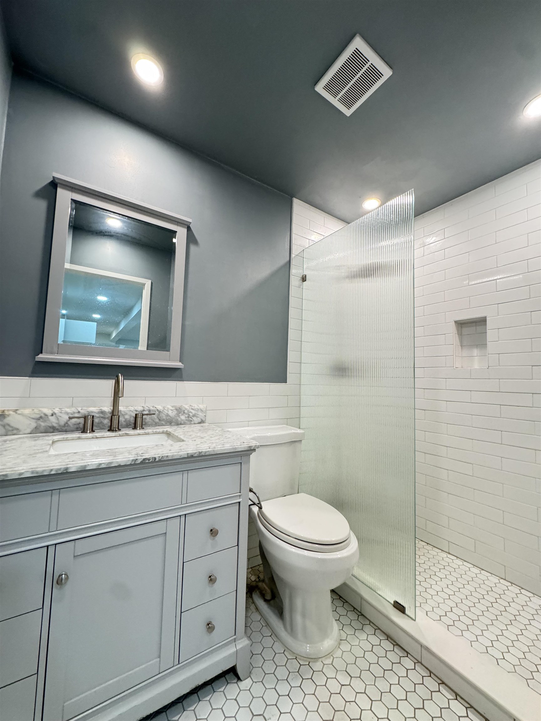 Detail Gallery Image 7 of 9 For 2083 Ascot Dr #131,  Moraga,  CA 94556 - 3 Beds | 2 Baths