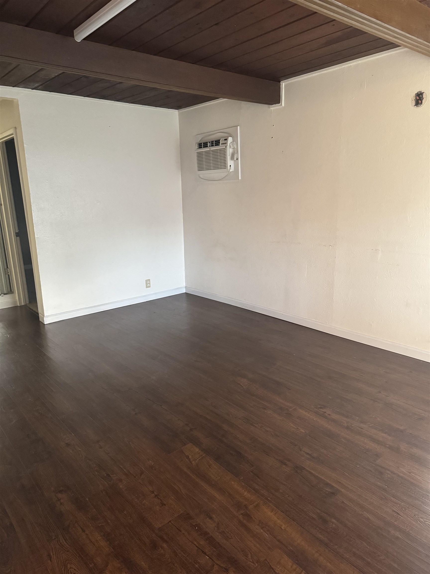 Detail Gallery Image 2 of 11 For 98 Anchor Dr, Bay Point,  CA 94565 - 2 Beds | 1 Baths