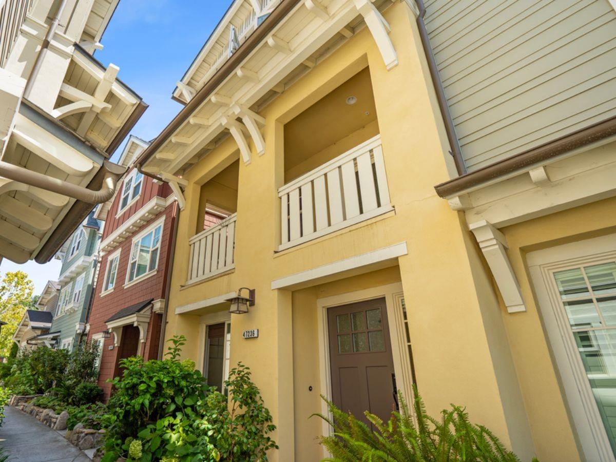 Detail Gallery Image 3 of 52 For 47236 Cavanaugh Cmn, Fremont,  CA 94539 - 4 Beds | 3/1 Baths