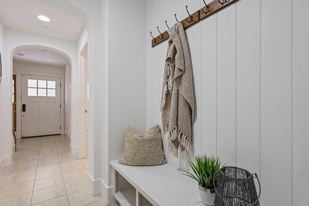 Detail Gallery Image 4 of 52 For 47236 Cavanaugh Cmn, Fremont,  CA 94539 - 4 Beds | 3/1 Baths