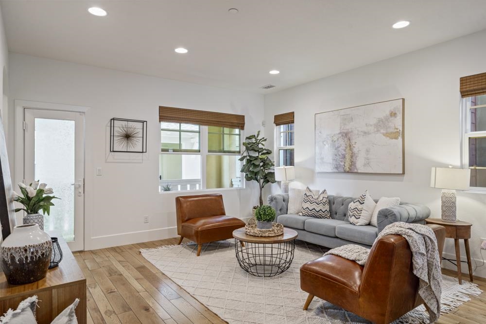 Detail Gallery Image 6 of 52 For 47236 Cavanaugh Cmn, Fremont,  CA 94539 - 4 Beds | 3/1 Baths