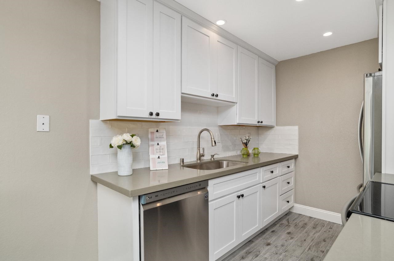 Photo #4: 41120342 Listing: Photo #4