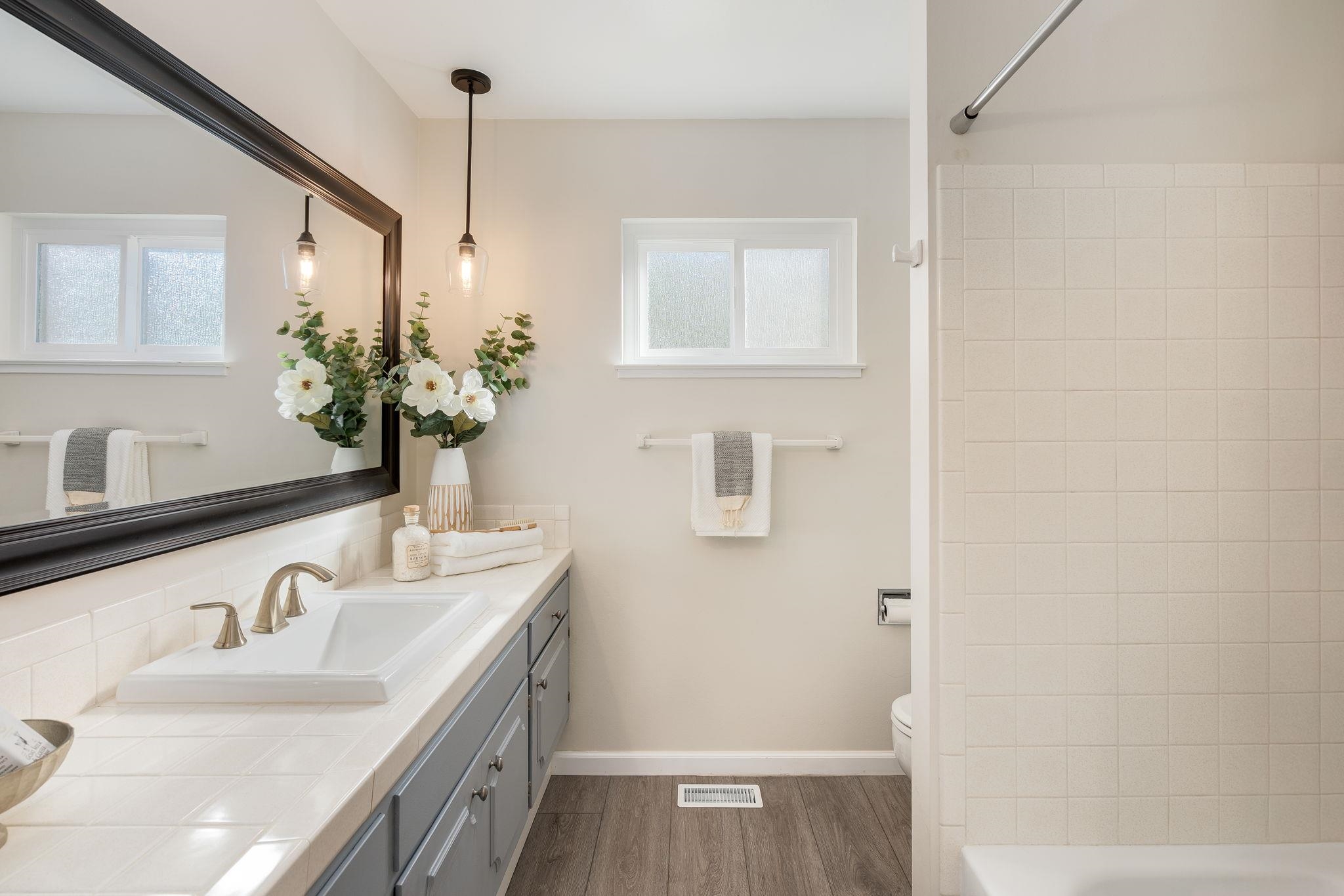 Detail Gallery Image 28 of 46 For 4770 Olive Dr, Concord,  CA 94521 - 3 Beds | 2 Baths