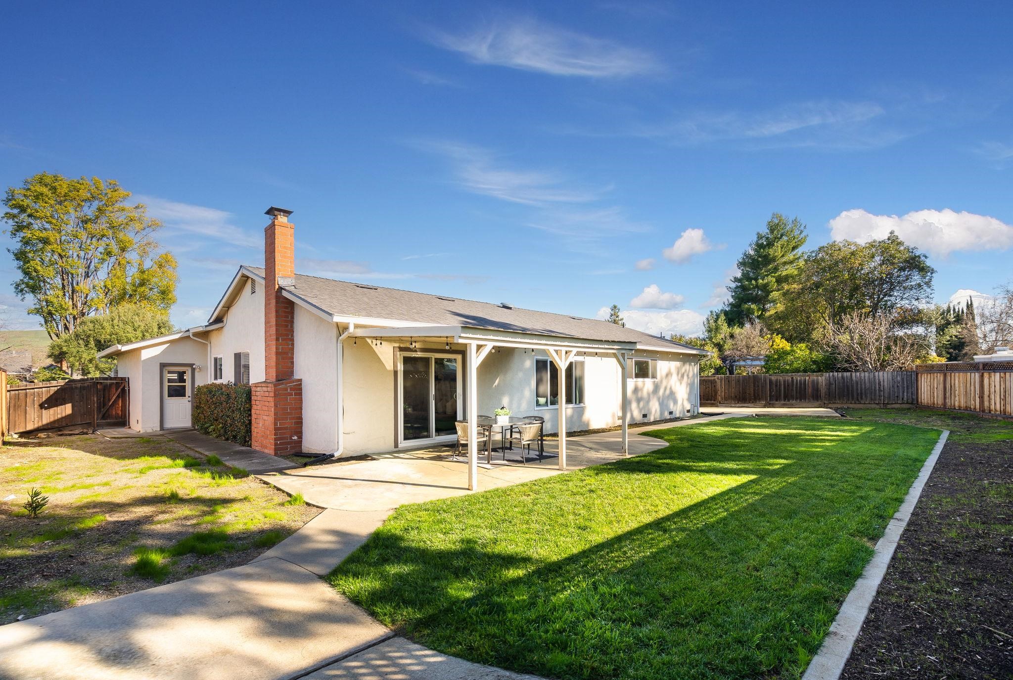 Detail Gallery Image 39 of 46 For 4770 Olive Dr, Concord,  CA 94521 - 3 Beds | 2 Baths