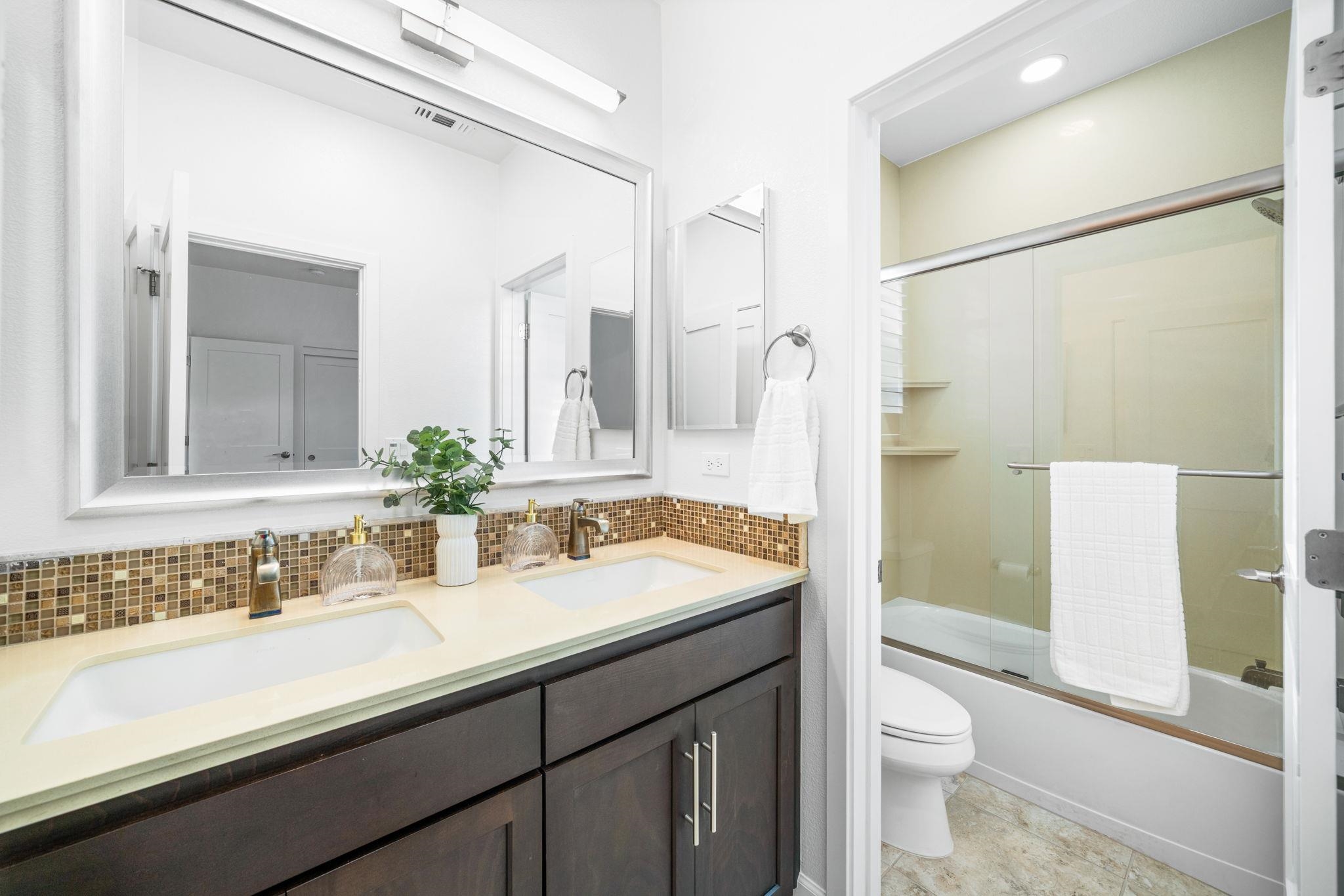 Photo #40: 41120344 Listing: Photo #40