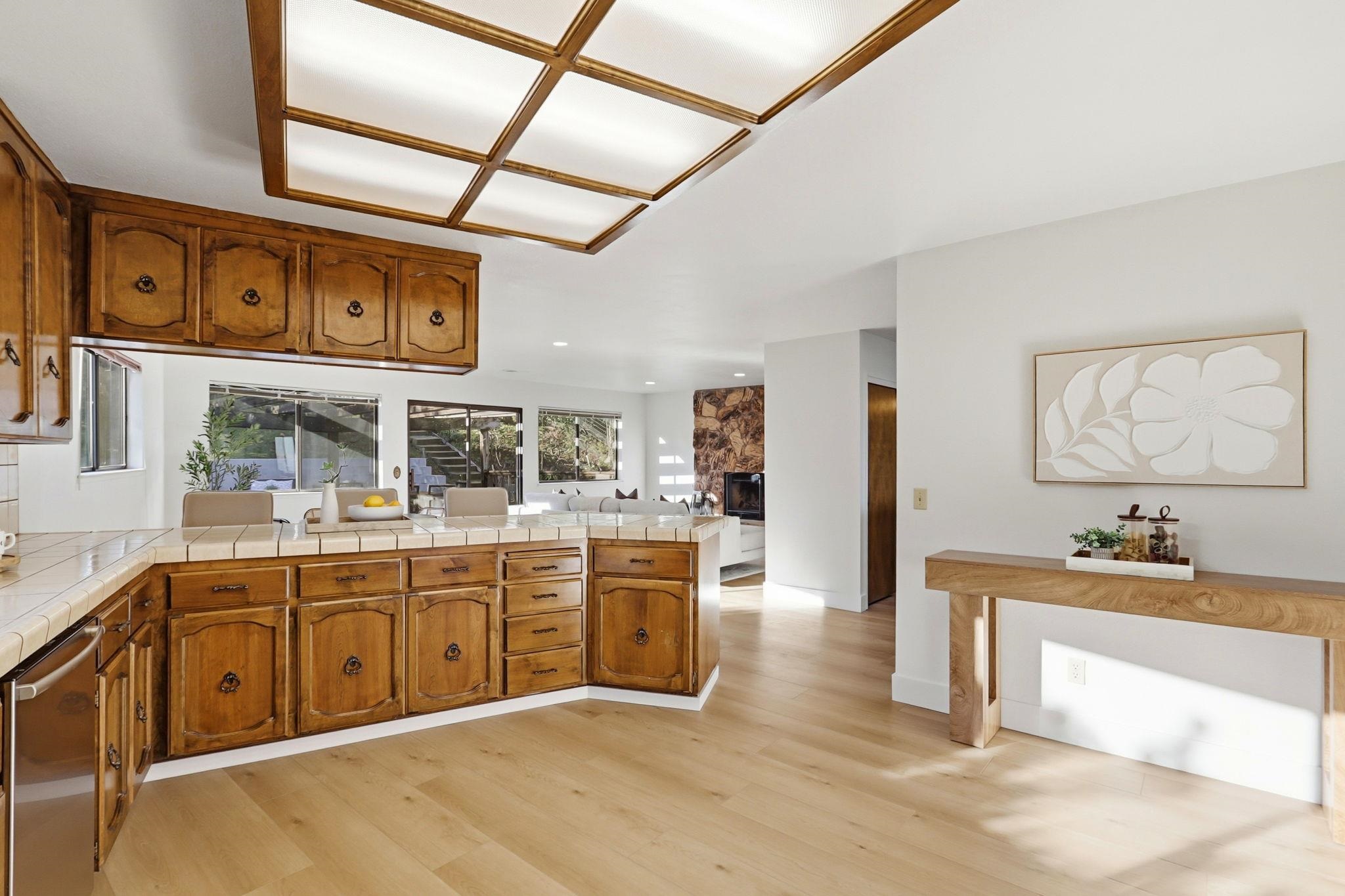 Detail Gallery Image 13 of 60 For 22670 San Juan Rd, Cupertino,  CA 95014 - 4 Beds | 2/1 Baths