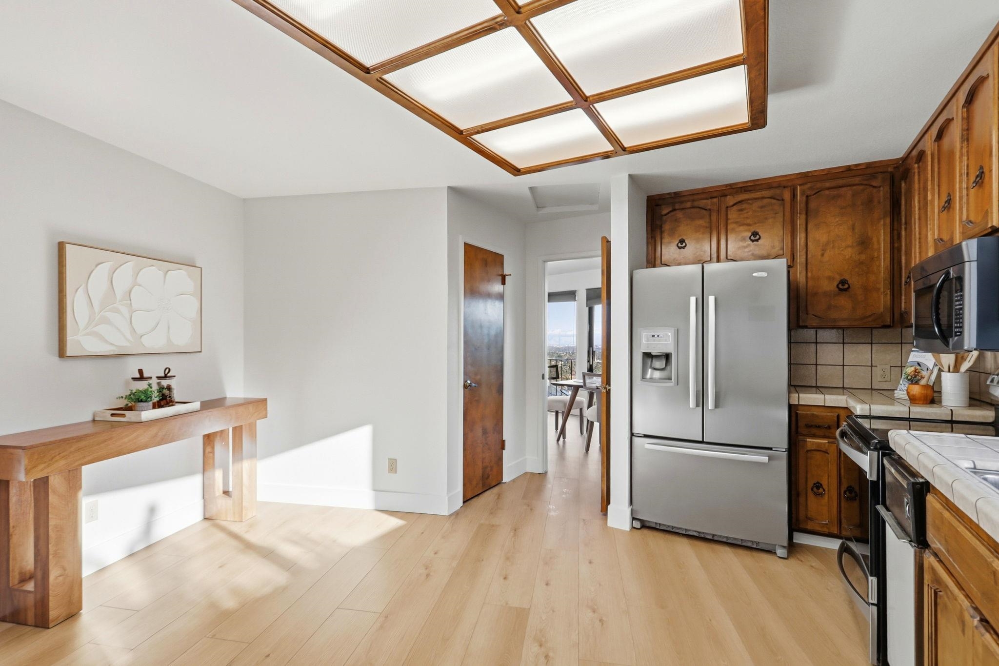 Detail Gallery Image 16 of 60 For 22670 San Juan Rd, Cupertino,  CA 95014 - 4 Beds | 2/1 Baths