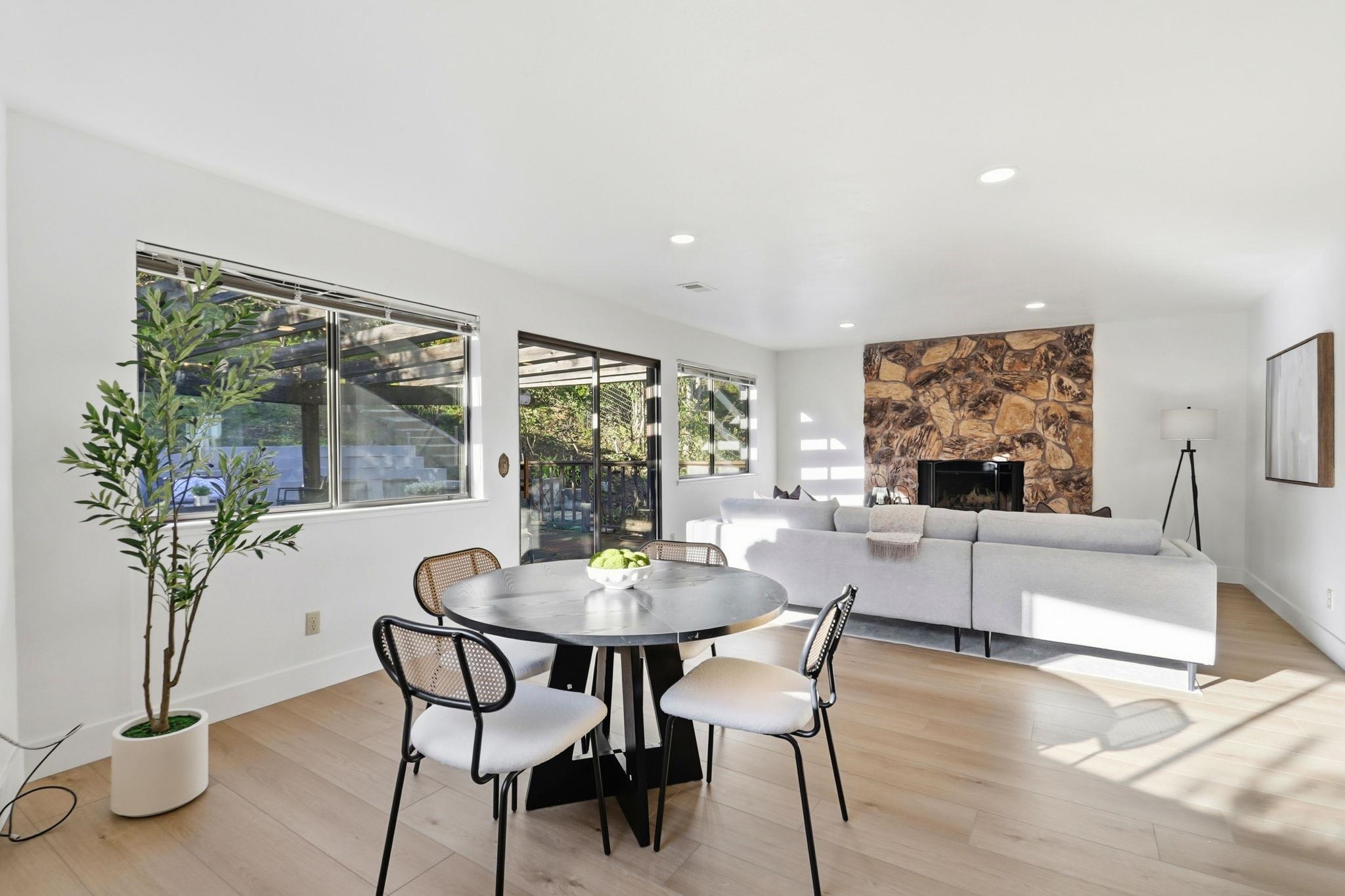 Detail Gallery Image 23 of 60 For 22670 San Juan Rd, Cupertino,  CA 95014 - 4 Beds | 2/1 Baths