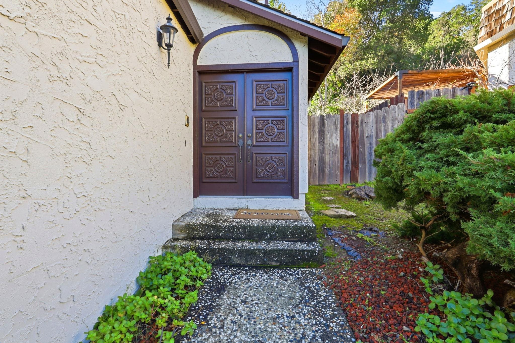 Detail Gallery Image 4 of 60 For 22670 San Juan Rd, Cupertino,  CA 95014 - 4 Beds | 2/1 Baths