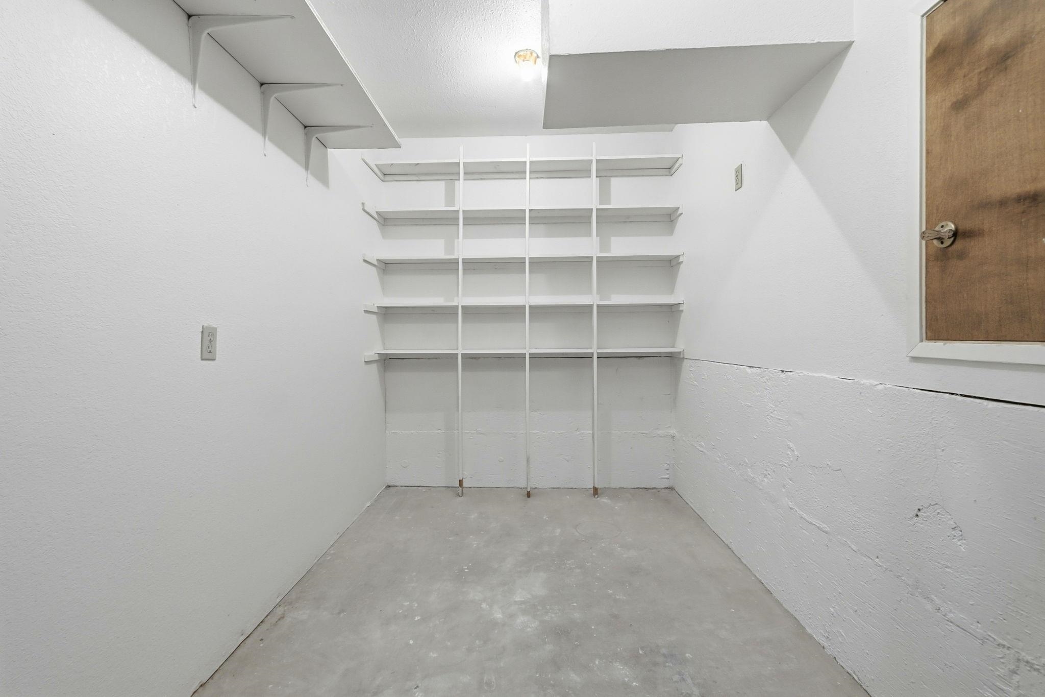 Detail Gallery Image 43 of 60 For 22670 San Juan Rd, Cupertino,  CA 95014 - 4 Beds | 2/1 Baths