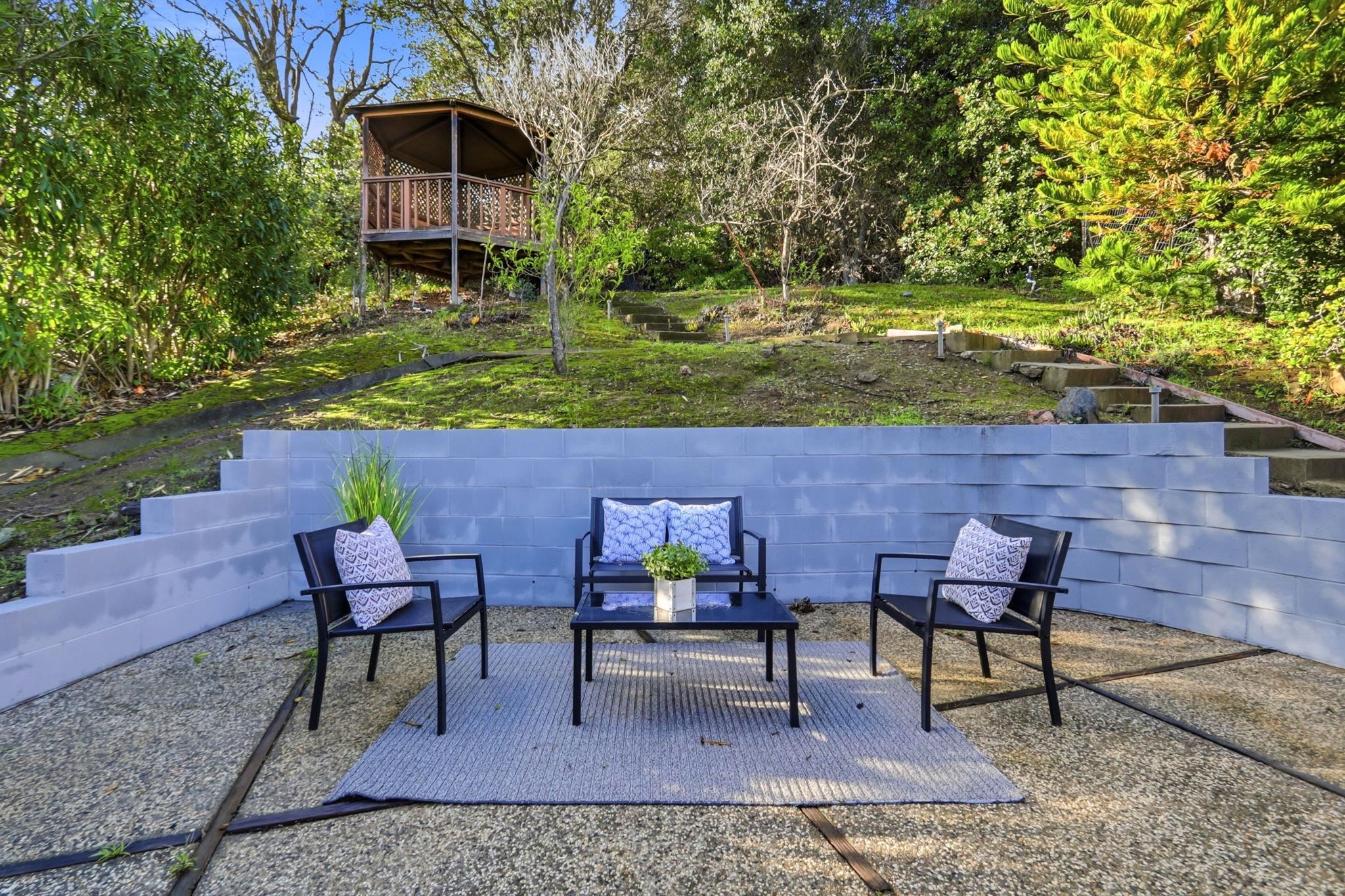 Detail Gallery Image 50 of 60 For 22670 San Juan Rd, Cupertino,  CA 95014 - 4 Beds | 2/1 Baths