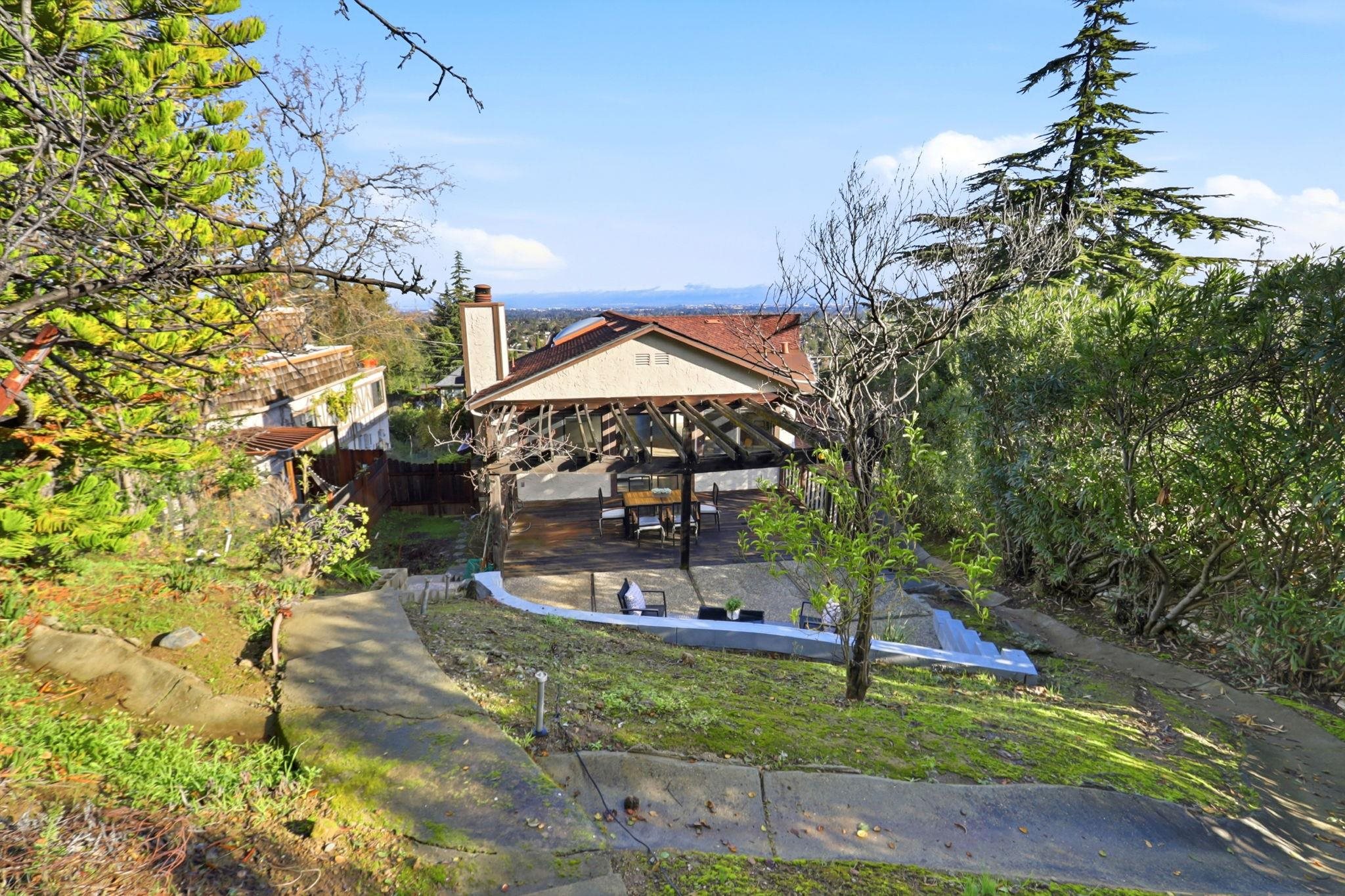 Detail Gallery Image 52 of 60 For 22670 San Juan Rd, Cupertino,  CA 95014 - 4 Beds | 2/1 Baths