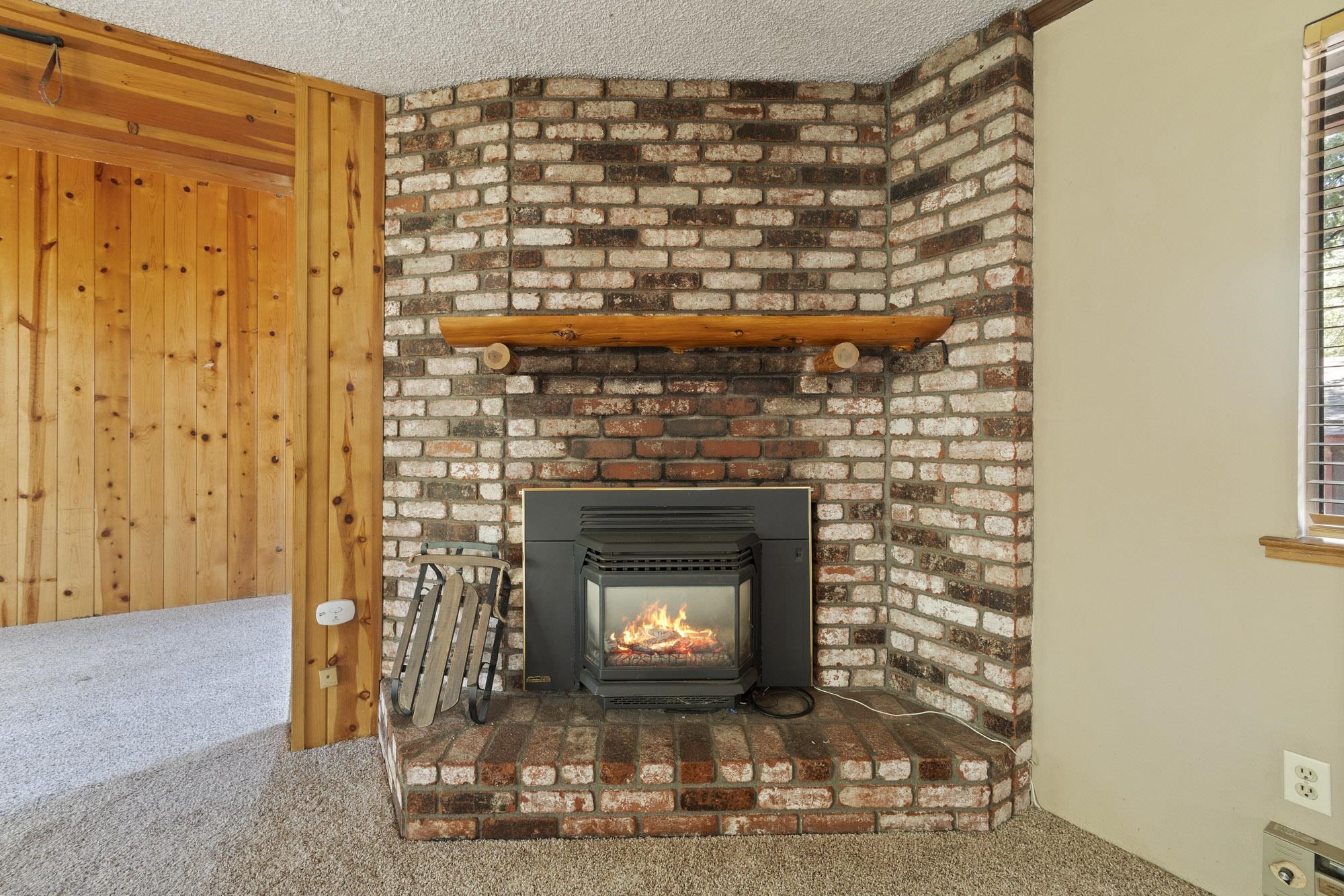 Detail Gallery Image 7 of 38 For 17787 Lucky Strike Trail, Sonora,  CA 95370 - 3 Beds | 2 Baths