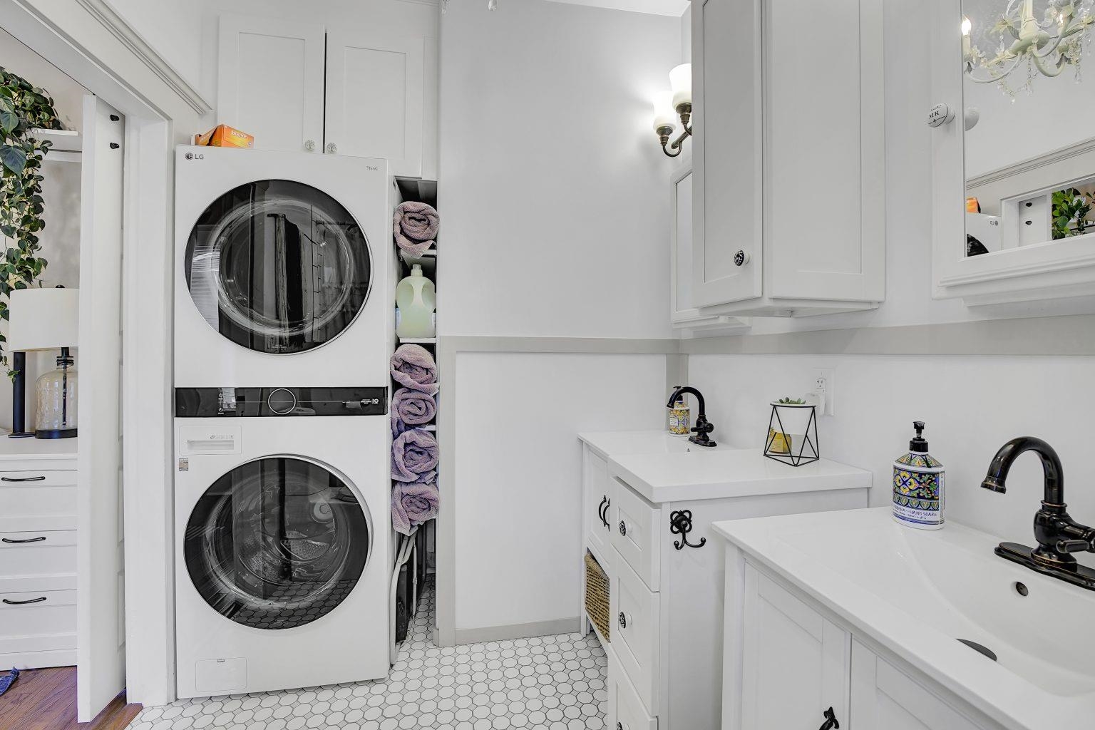 Detail Gallery Image 17 of 39 For 1215 Castro St, Martinez,  CA 94553 - 3 Beds | 2 Baths