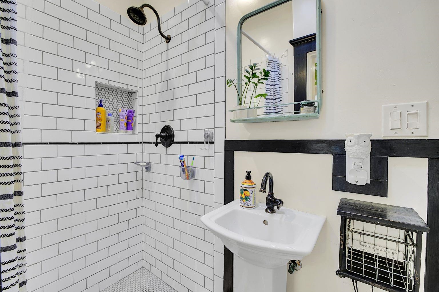 Detail Gallery Image 20 of 39 For 1215 Castro St, Martinez,  CA 94553 - 3 Beds | 2 Baths