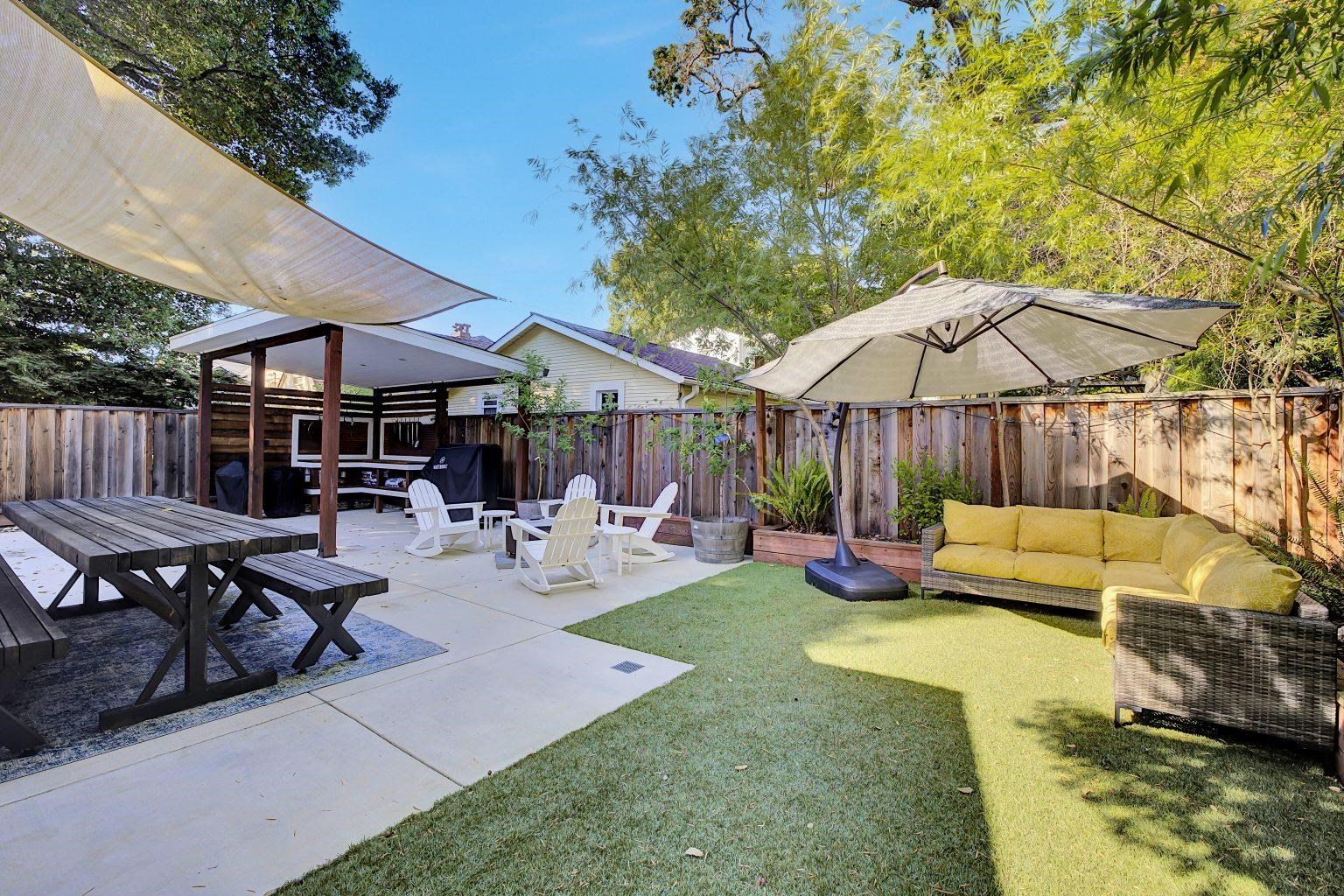 Detail Gallery Image 28 of 39 For 1215 Castro St, Martinez,  CA 94553 - 3 Beds | 2 Baths