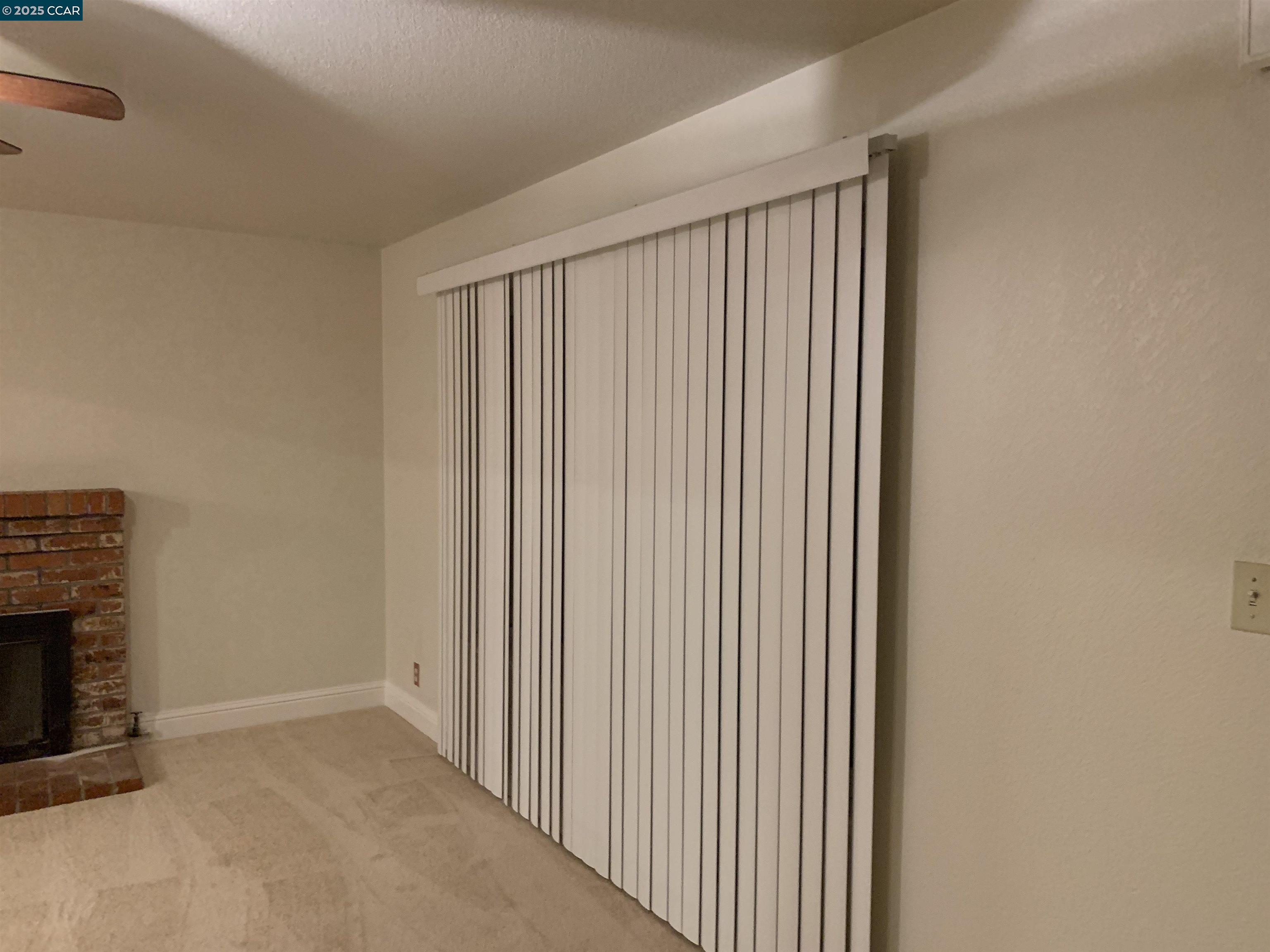 Detail Gallery Image 4 of 12 For 1015 Tenaya Ct, Manteca,  CA 95337 - 4 Beds | 3 Baths