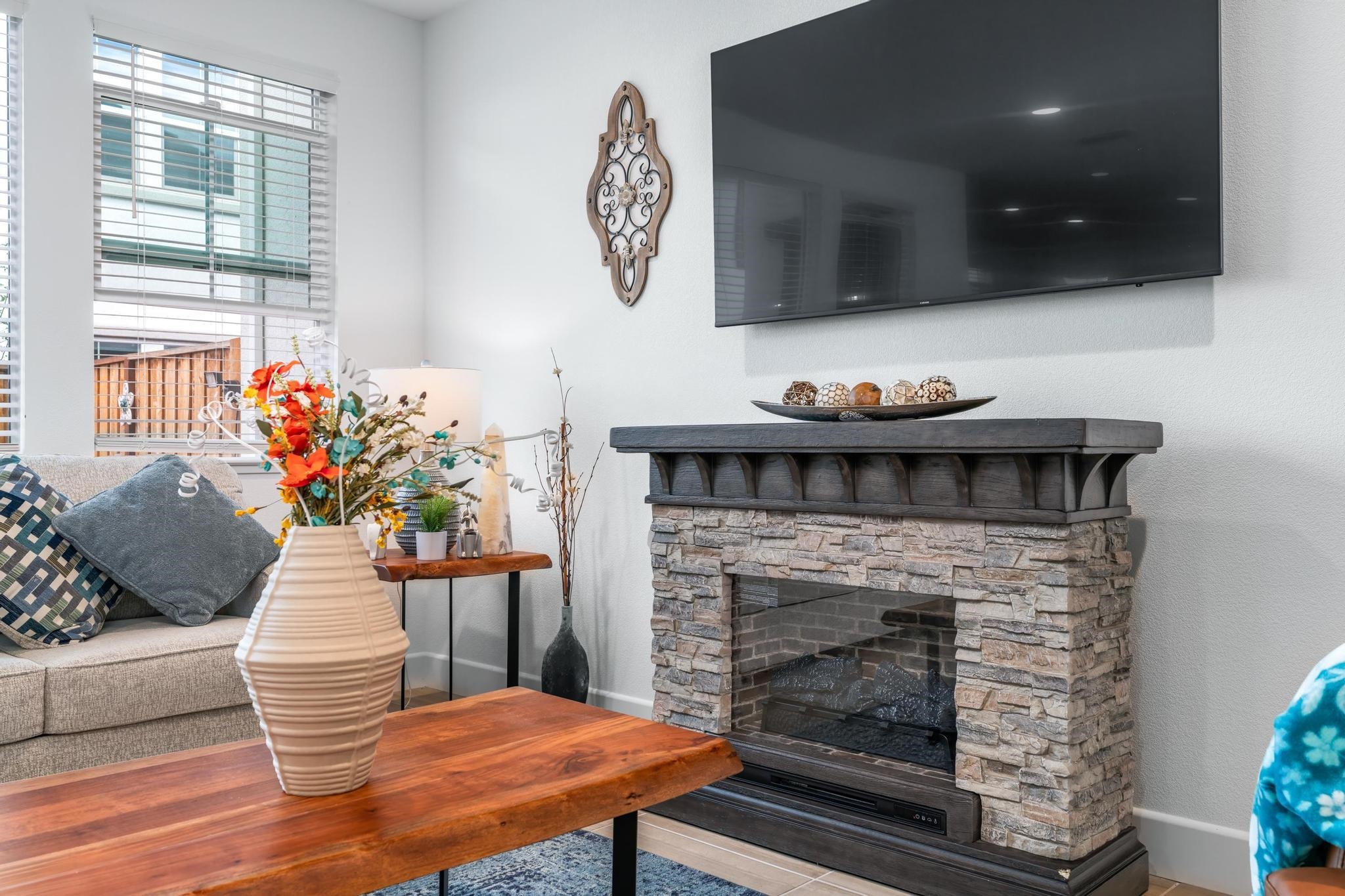 Detail Gallery Image 11 of 36 For 157 E Frost Dr, Mountain House,  CA 95391 - 3 Beds | 2/1 Baths