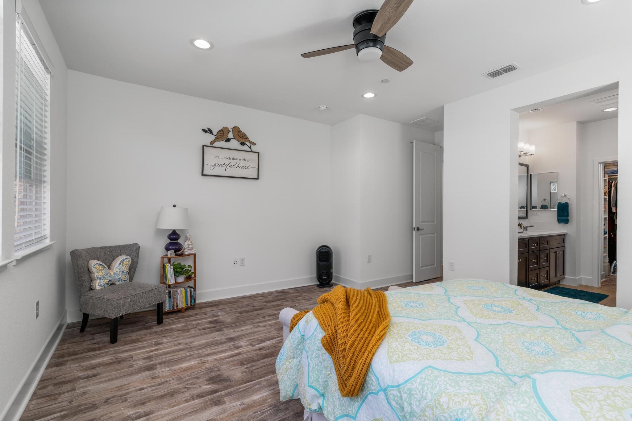 Detail Gallery Image 21 of 36 For 157 E Frost Dr, Mountain House,  CA 95391 - 3 Beds | 2/1 Baths