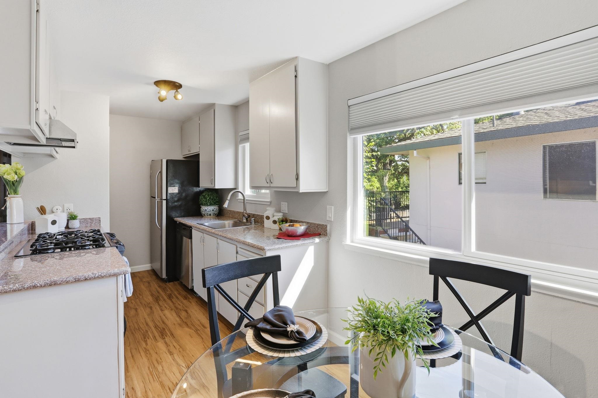 Photo #5: 41120355 Listing: Photo #5