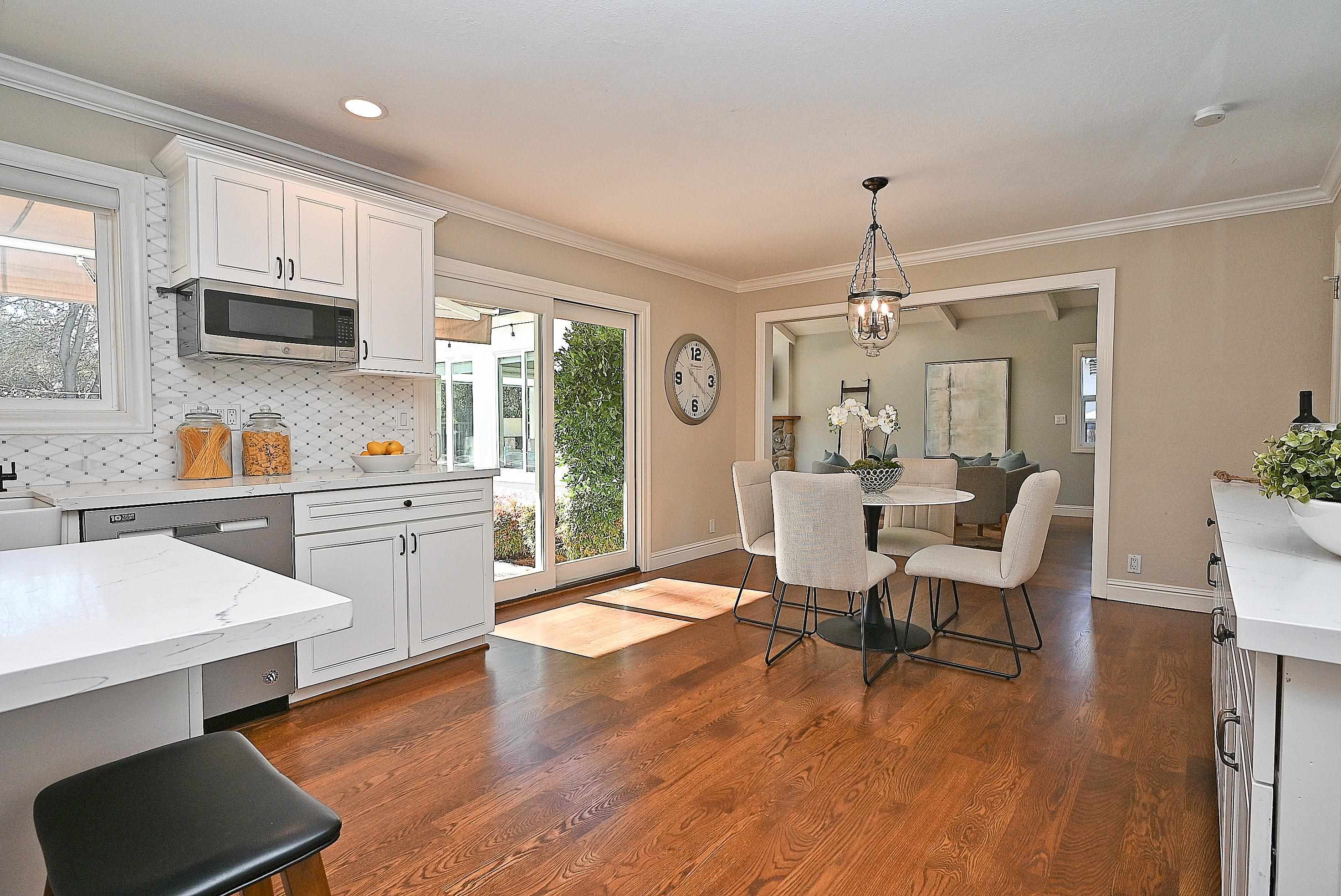 Detail Gallery Image 11 of 46 For 1212 Vintner Way, Pleasanton,  CA 94566 - 4 Beds | 3 Baths