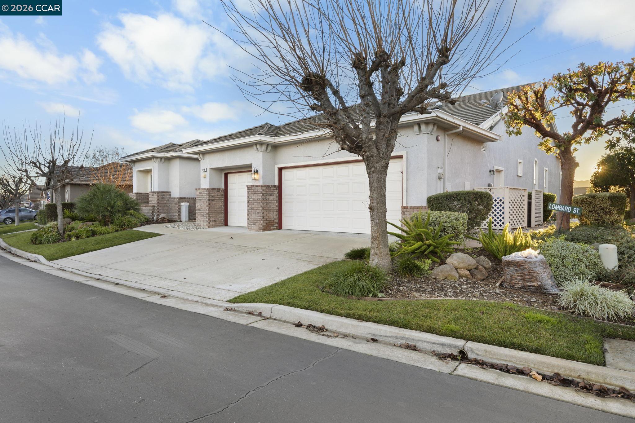 Detail Gallery Image 3 of 52 For 649 Baldwin Dr, Brentwood,  CA 94513 - 2 Beds | 2/1 Baths