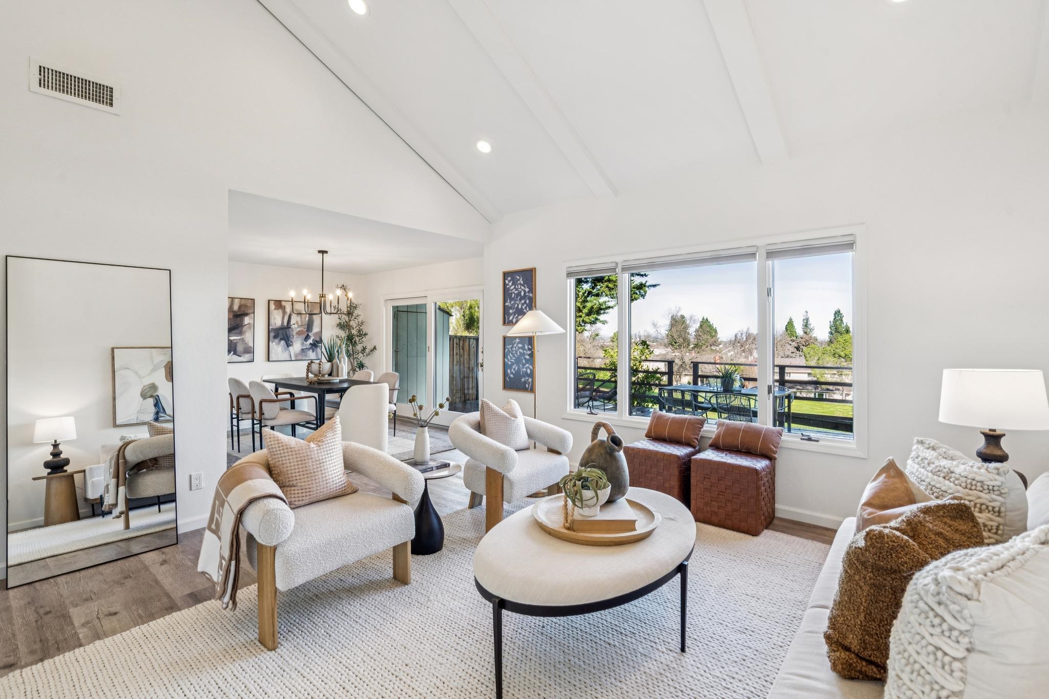 Detail Gallery Image 8 of 53 For 1500 Siskiyou Dr, Walnut Creek,  CA 94598 - 3 Beds | 2/1 Baths