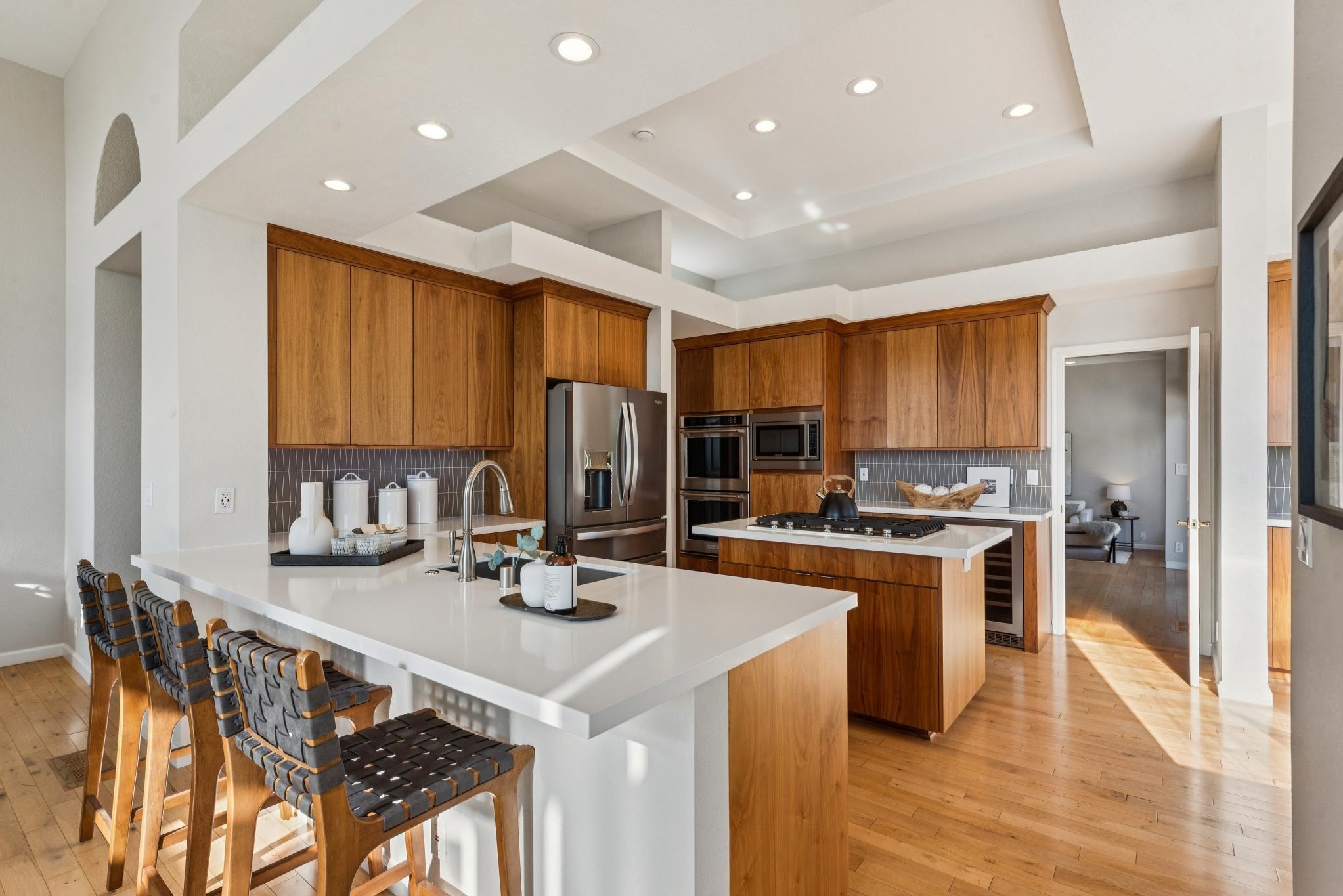 Detail Gallery Image 18 of 60 For 5121 Pinecrest Dr, Oakland,  CA 94605 - 4 Beds | 3 Baths