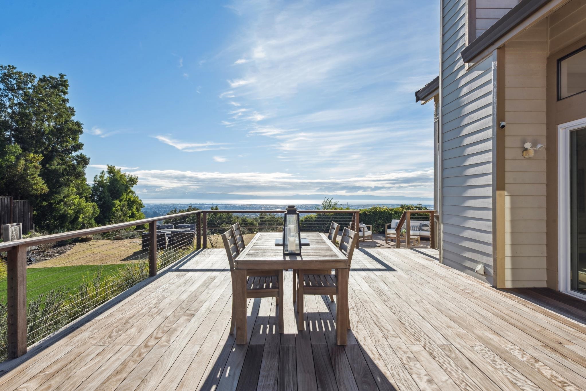 Detail Gallery Image 6 of 60 For 5121 Pinecrest Dr, Oakland,  CA 94605 - 4 Beds | 3 Baths