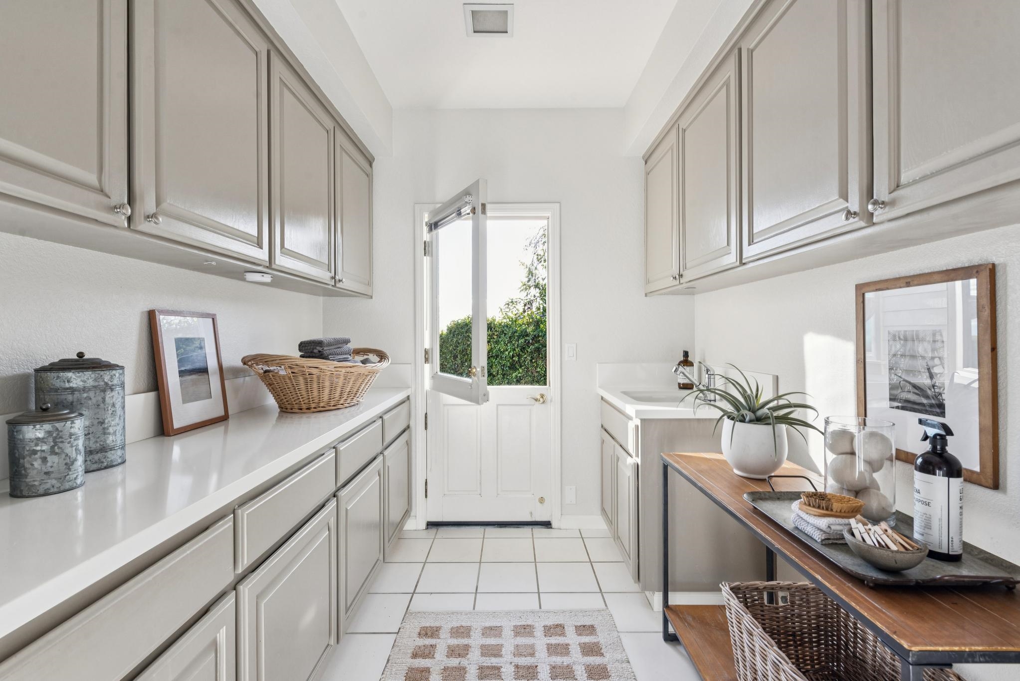 Detail Gallery Image 56 of 60 For 5121 Pinecrest Dr, Oakland,  CA 94605 - 4 Beds | 3 Baths