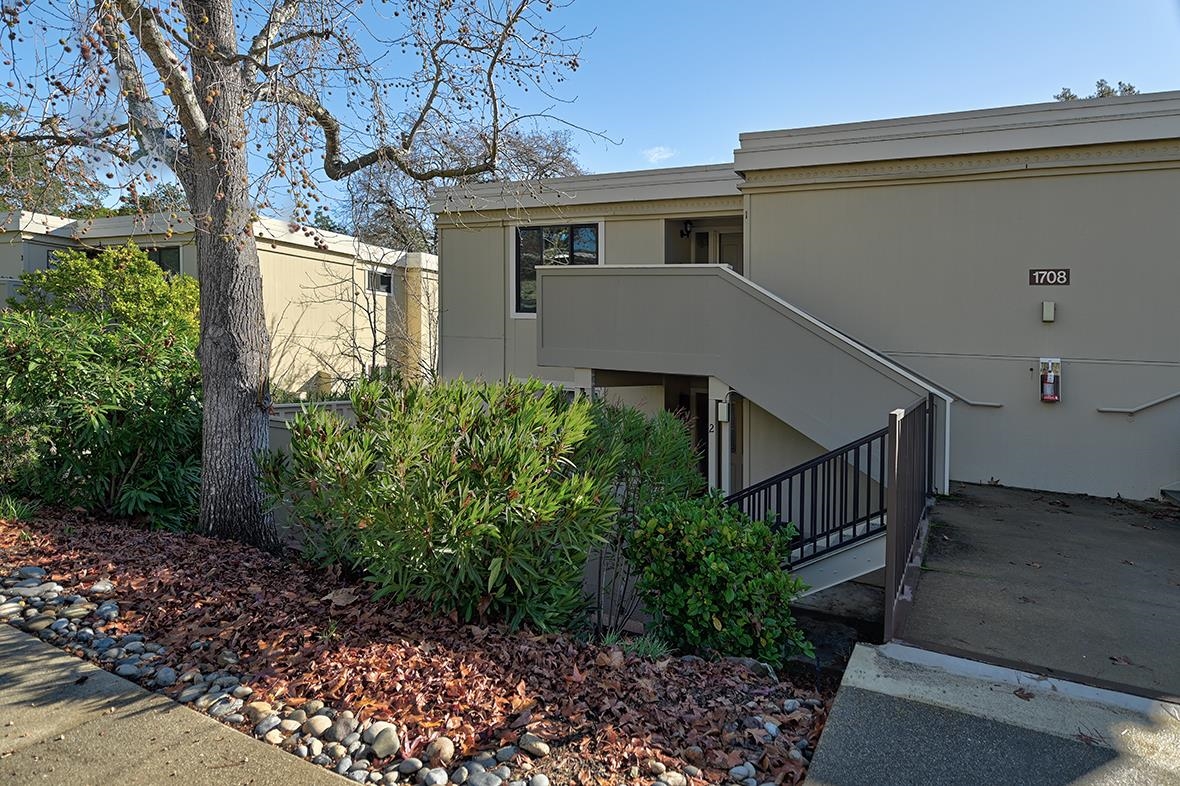 Detail Gallery Image 35 of 53 For 1708 Oakmont Dr #1,  Walnut Creek,  CA 94595 - 2 Beds | 1 Baths