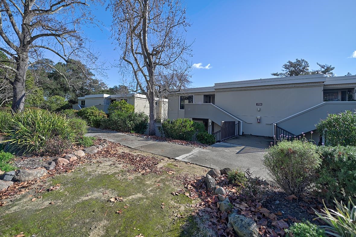 Detail Gallery Image 37 of 53 For 1708 Oakmont Dr #1,  Walnut Creek,  CA 94595 - 2 Beds | 1 Baths