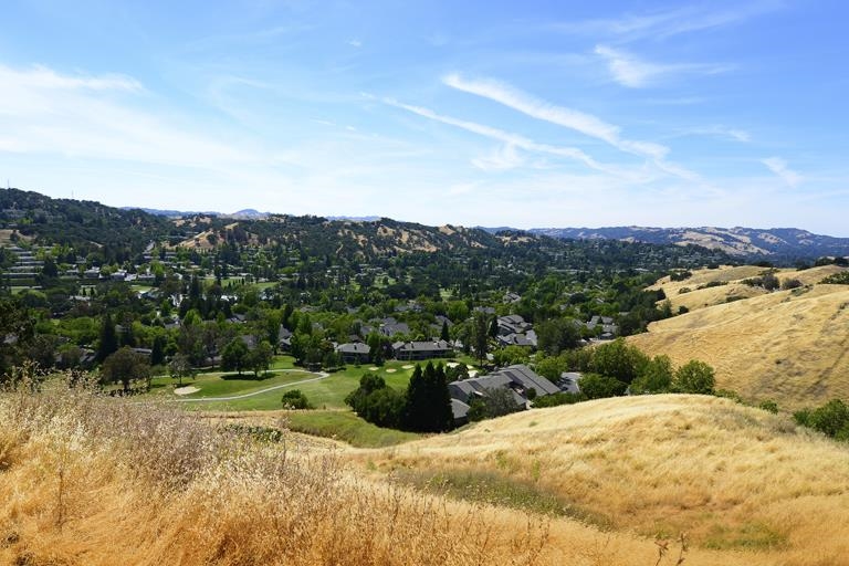 Detail Gallery Image 53 of 53 For 1708 Oakmont Dr #1,  Walnut Creek,  CA 94595 - 2 Beds | 1 Baths