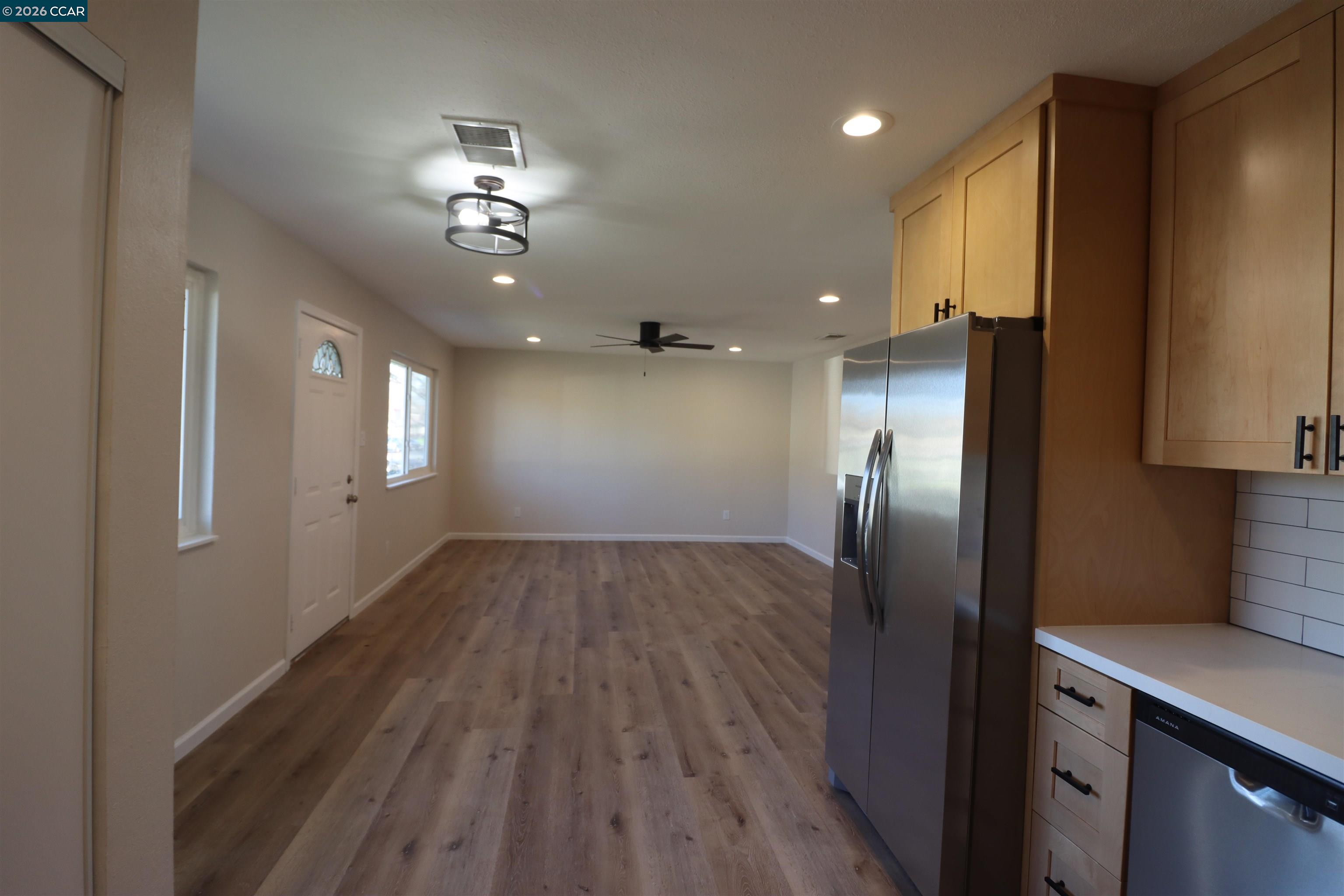 Photo #7: 41120373 Listing: Photo #7