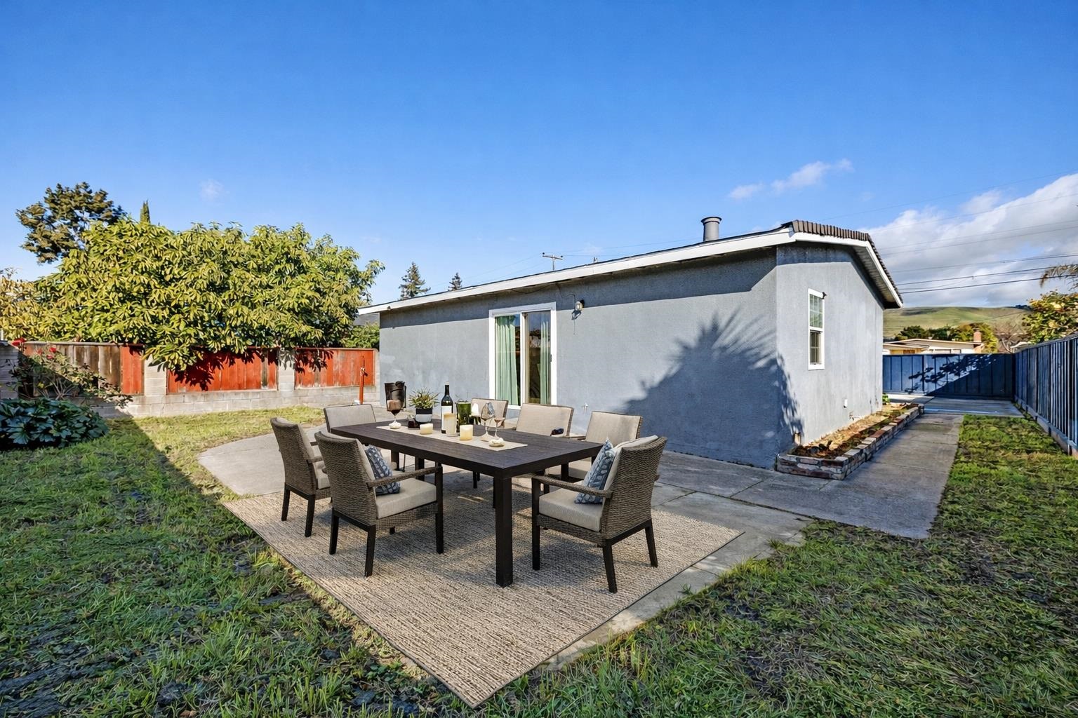 Detail Gallery Image 12 of 46 For 28477 Coleridge Ave, Hayward,  CA 94544 - 3 Beds | 2 Baths