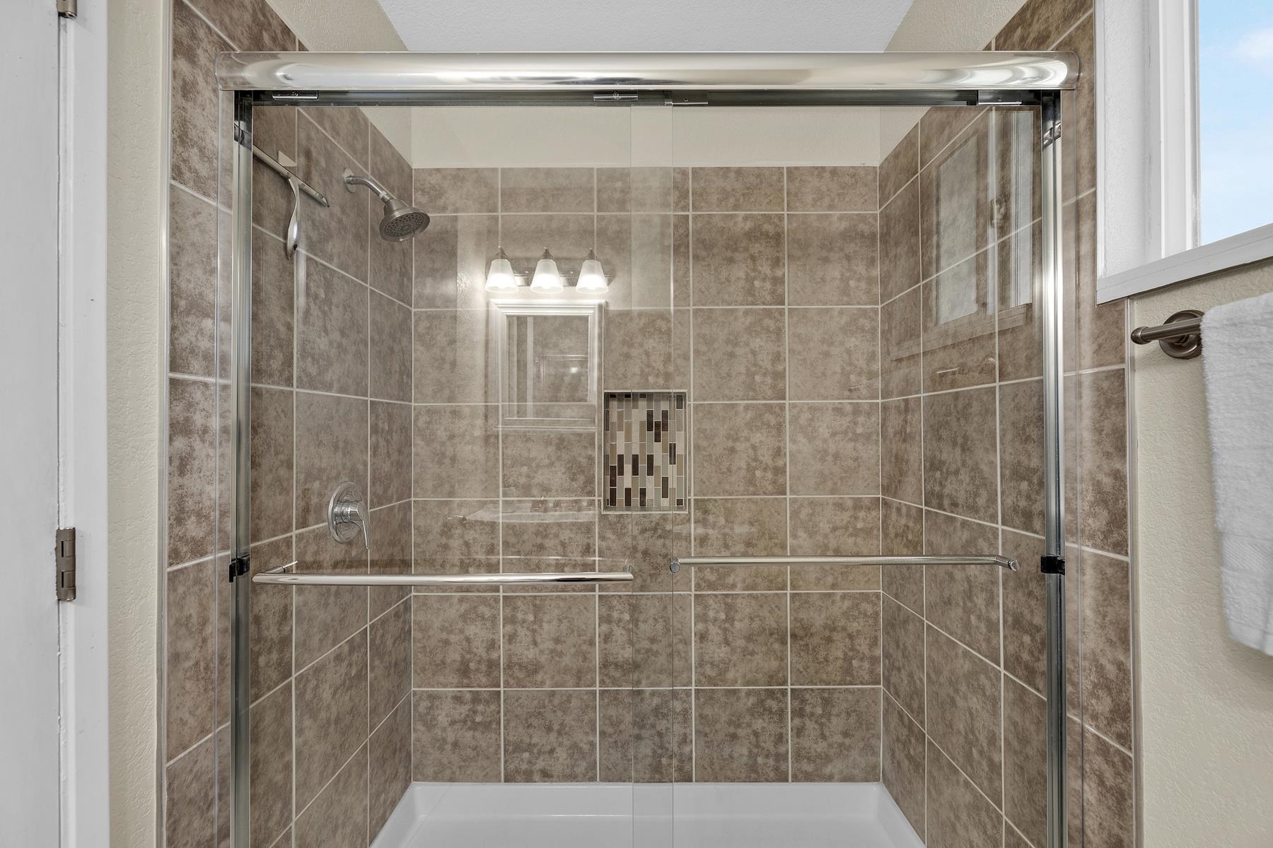 Detail Gallery Image 44 of 46 For 28477 Coleridge Ave, Hayward,  CA 94544 - 3 Beds | 2 Baths