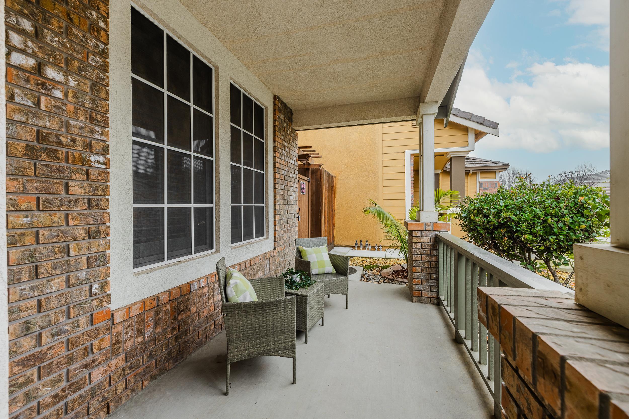 Detail Gallery Image 3 of 35 For 232 Kelley Mist Ln, Tracy,  CA 95377 - 4 Beds | 3 Baths