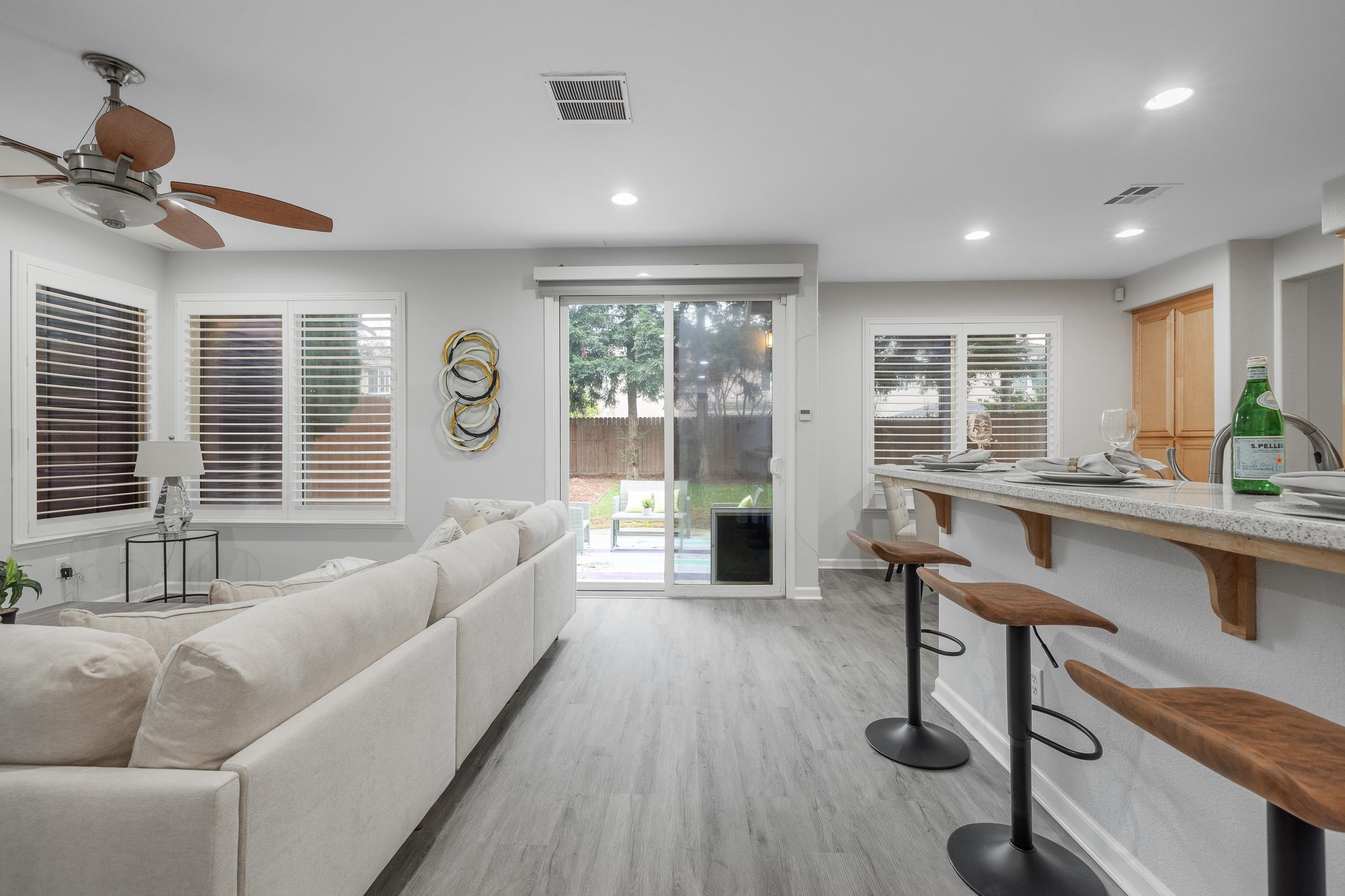 Detail Gallery Image 7 of 35 For 232 Kelley Mist Ln, Tracy,  CA 95377 - 4 Beds | 3 Baths