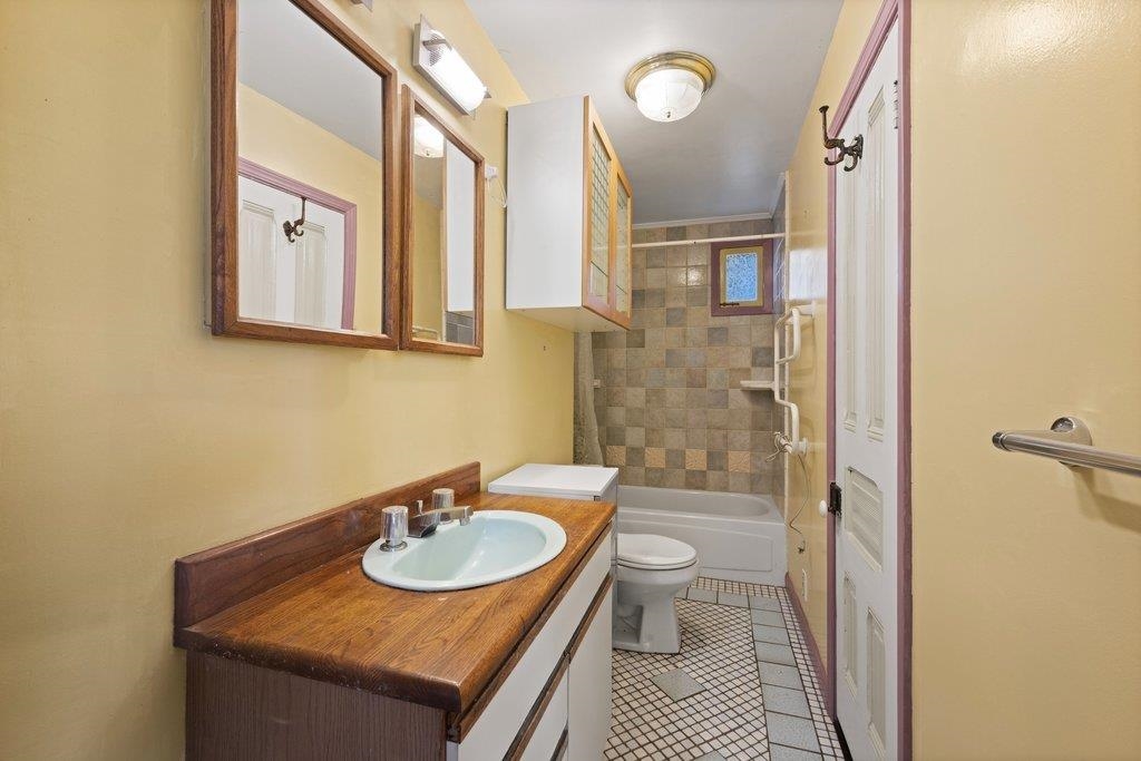 Detail Gallery Image 23 of 27 For 1726 Parker St #1,  Berkeley,  CA 94703 - 1 Beds | 1 Baths