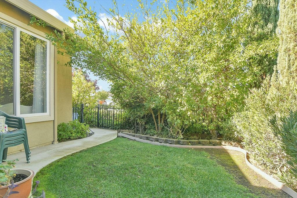 Detail Gallery Image 24 of 41 For 1215 Alderman Ln, Brentwood,  CA 94513 - 2 Beds | 2 Baths