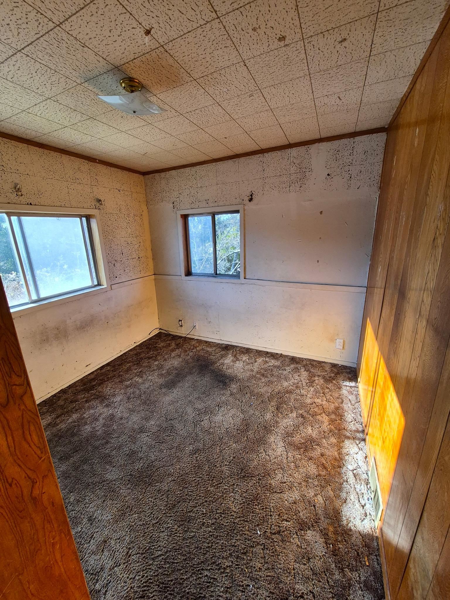 Detail Gallery Image 2 of 14 For 6054 Outlook Ave, Oakland,  CA 94605 - 3 Beds | 1 Baths