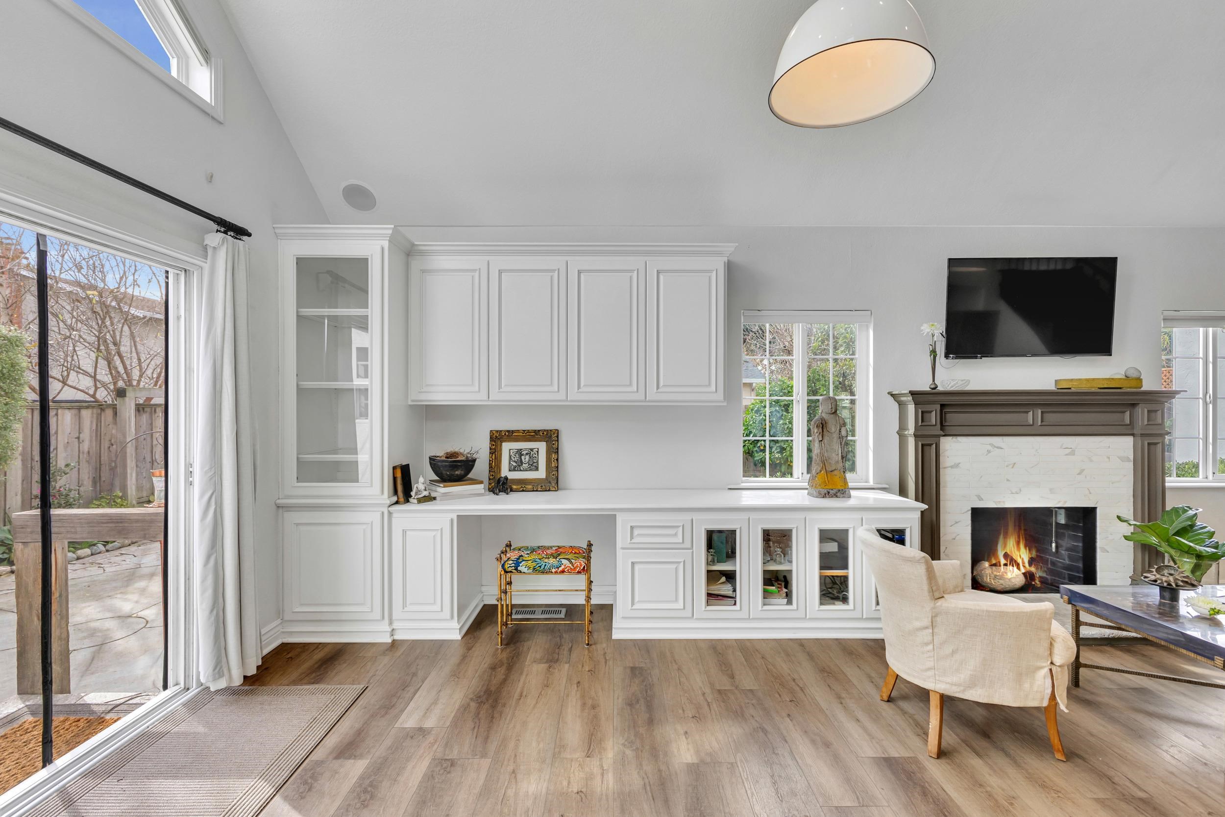 Detail Gallery Image 11 of 29 For 3178 Berkshire Ct, Pleasanton,  CA 94588 - 4 Beds | 2 Baths