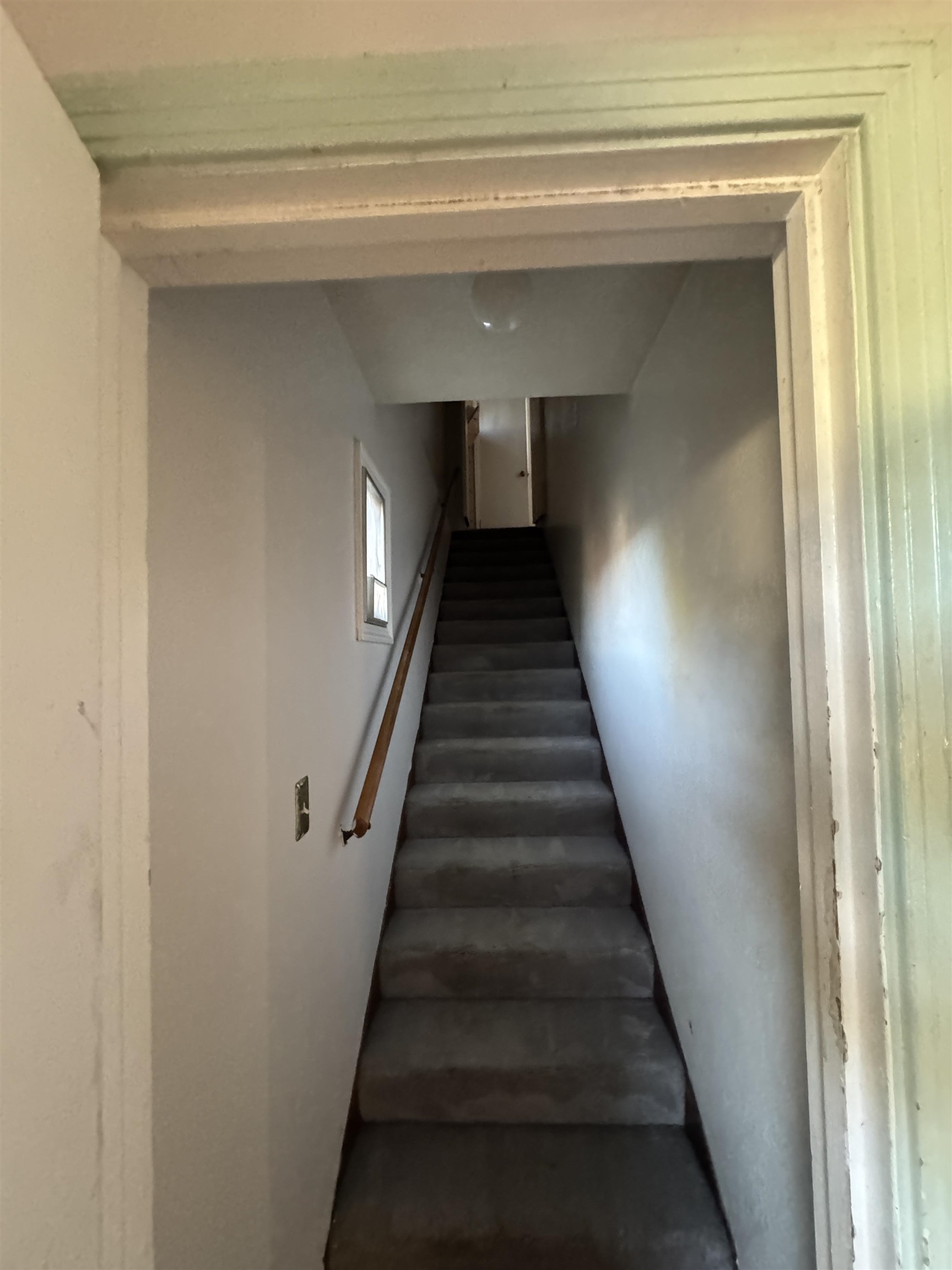 Detail Gallery Image 13 of 15 For 6440 Sunnymere, Oakland,  CA 94605 - 4 Beds | 3 Baths