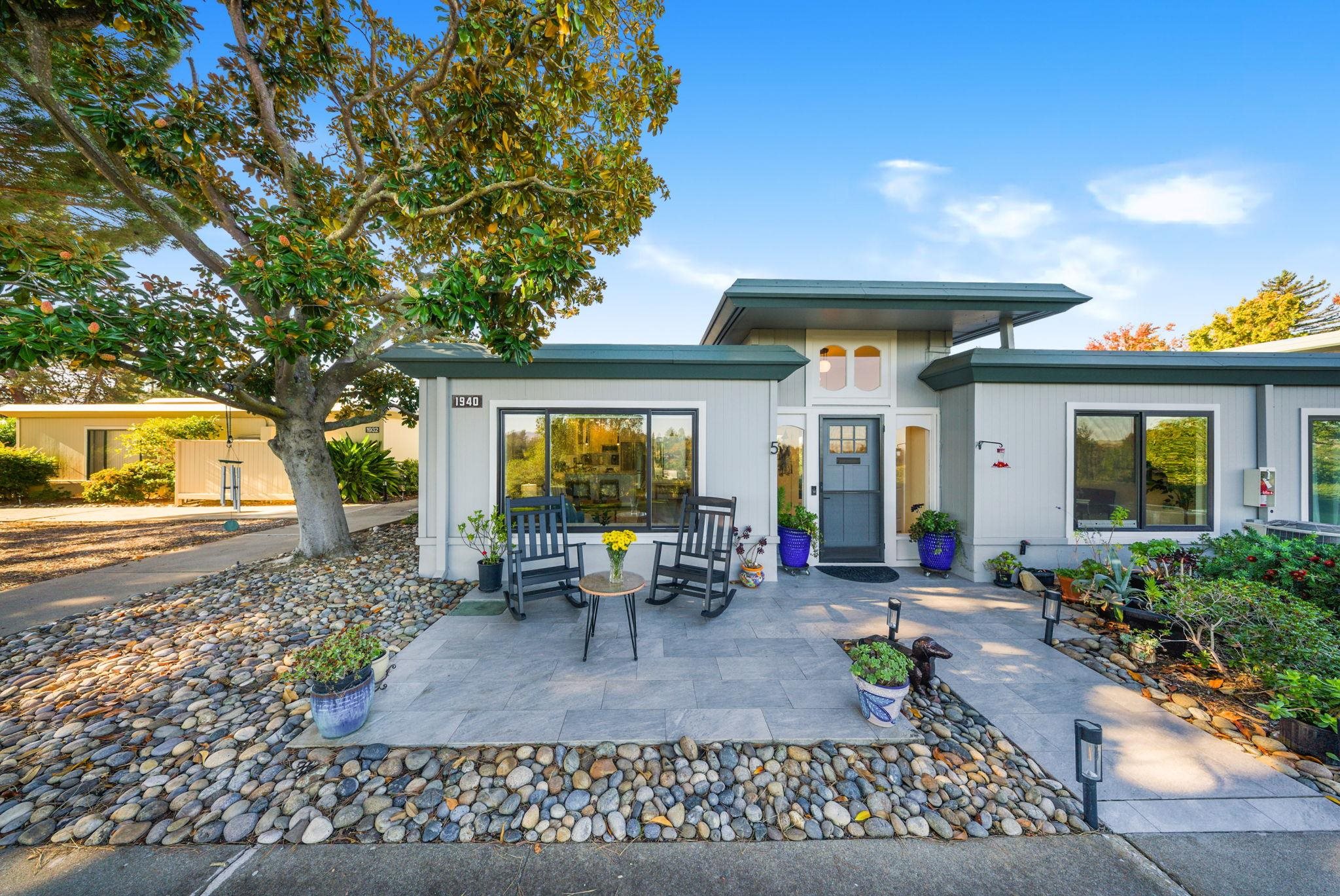 Photo #4: 41120391 Listing: Photo #4